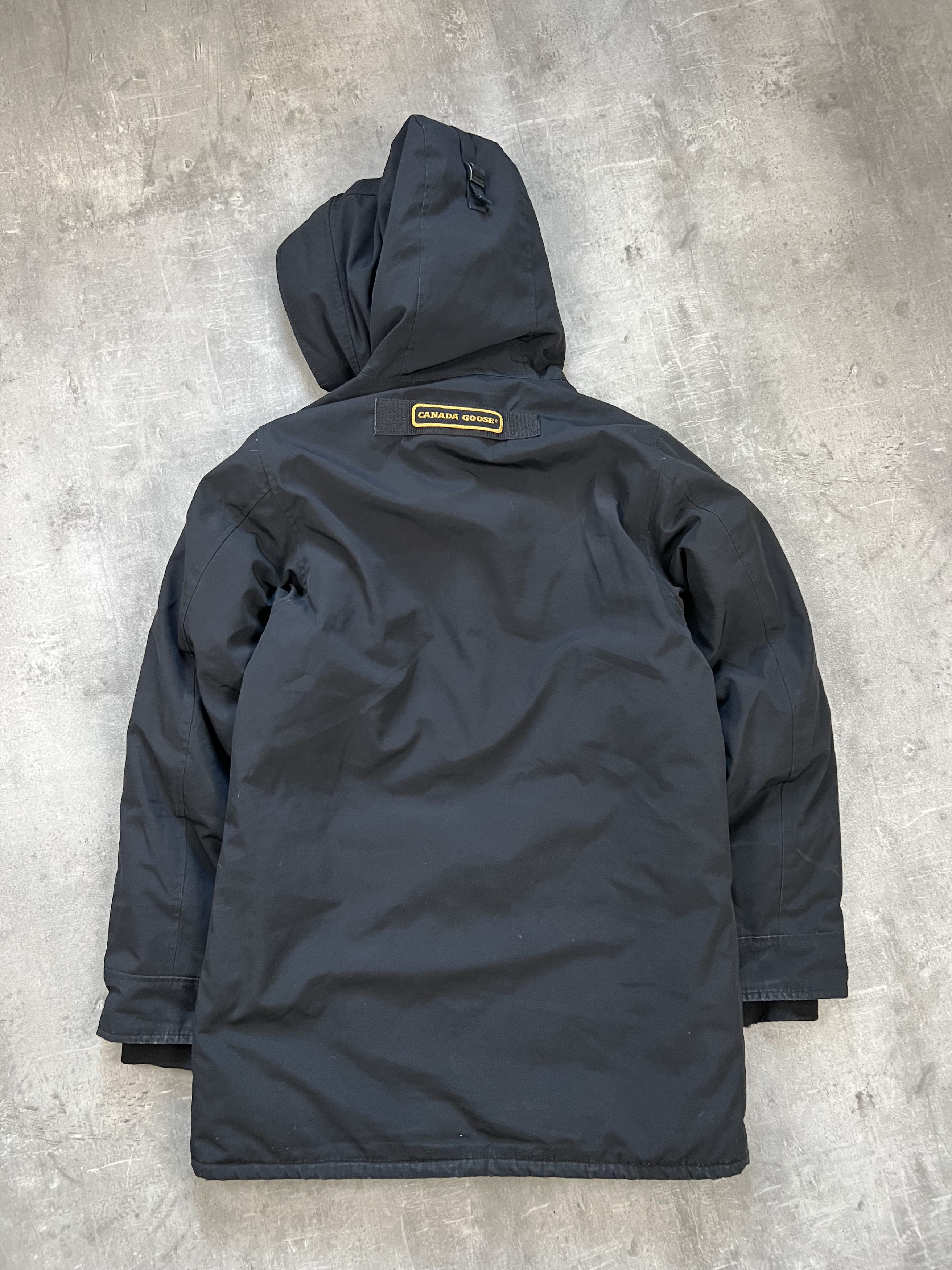 Canada Goose canada goose puffer parka size M-L luxury Size M / US 6-8 / IT 42-44 - 5 Thumbnail