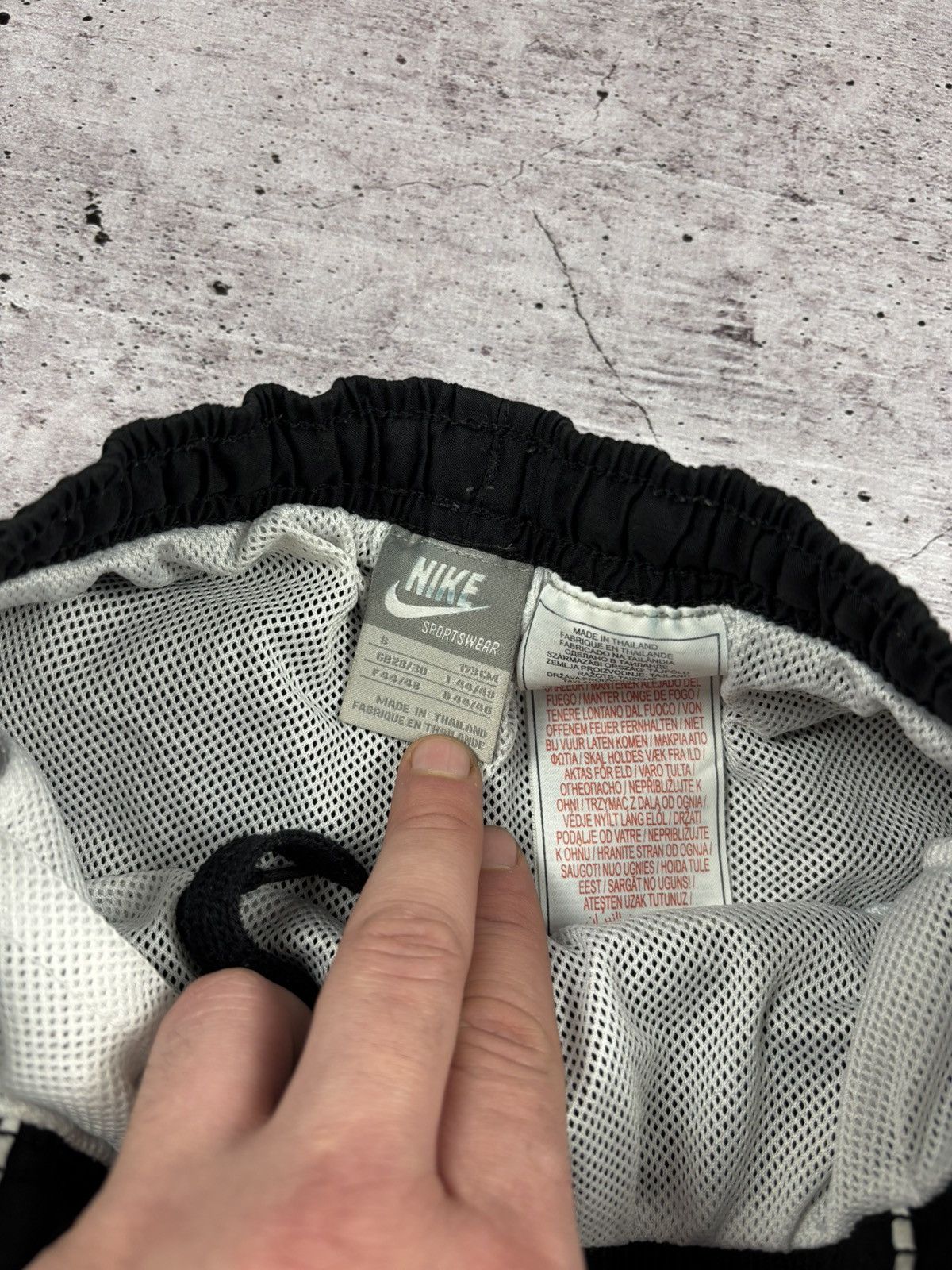 Nike × Vintage Nike vintage short size S Size US 30 / EU 46 - 2 Thumbnail