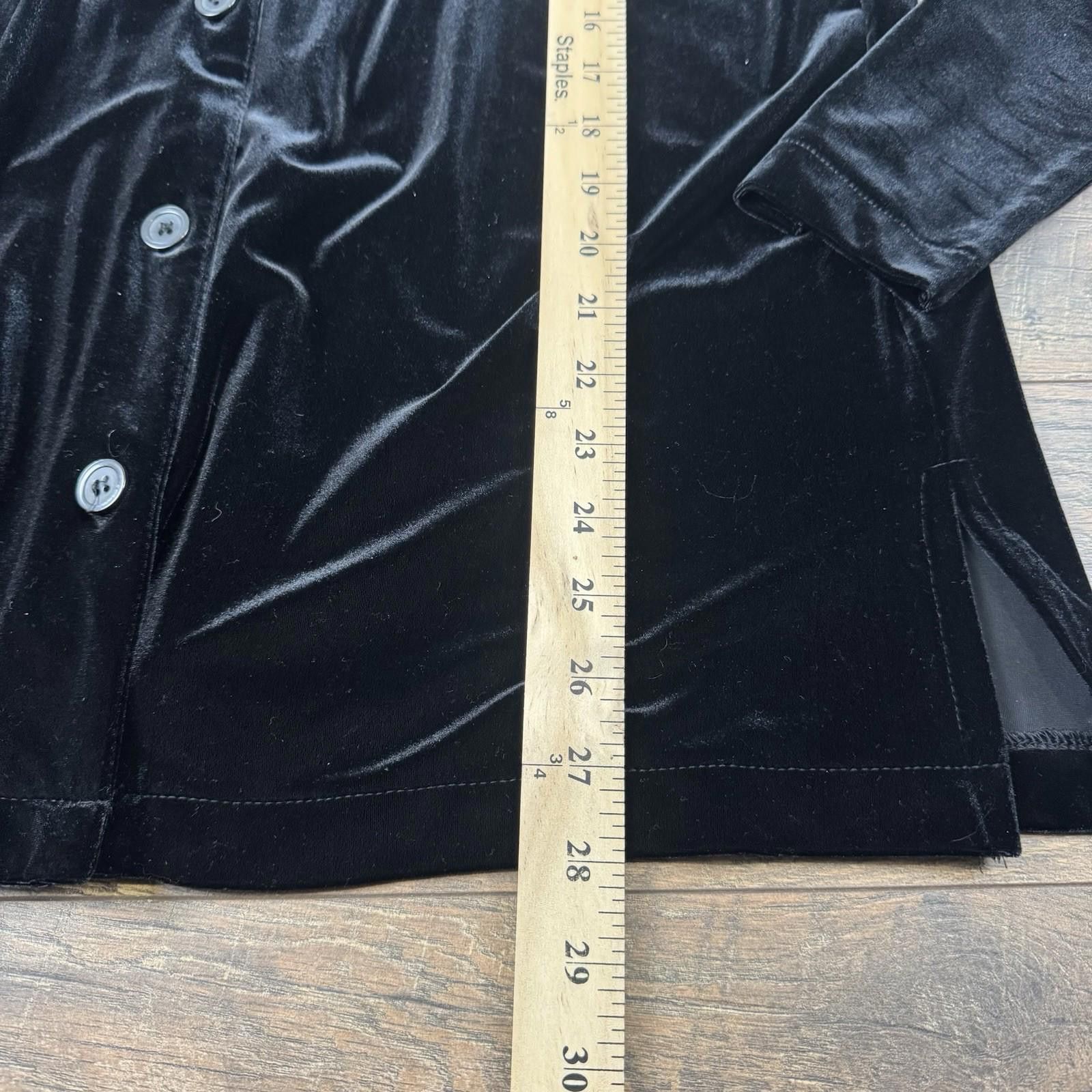 Other Vintage Women's Velvet Collared Shirt Size Med Relaxed Size M / US 6-8 / IT 42-44 - 5 Thumbnail