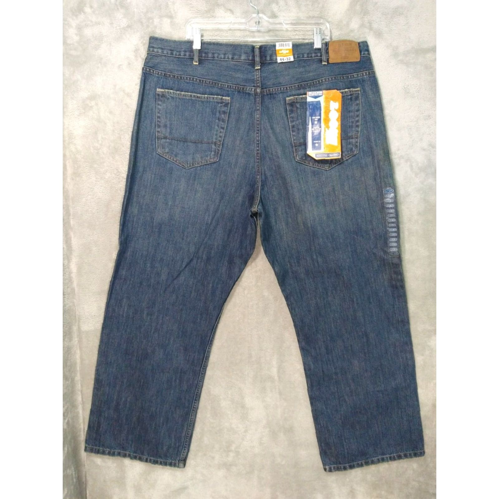 Old Navy Old Navy Jeans Men 44x32 Blue Denim Loose Straight Leg High Rise Dark Wash Jeans Regular Size Type: Jeans Men Wide 5-Pocket Pattern: Solid Size US 44 / EU 60 - 2 Thumbnail