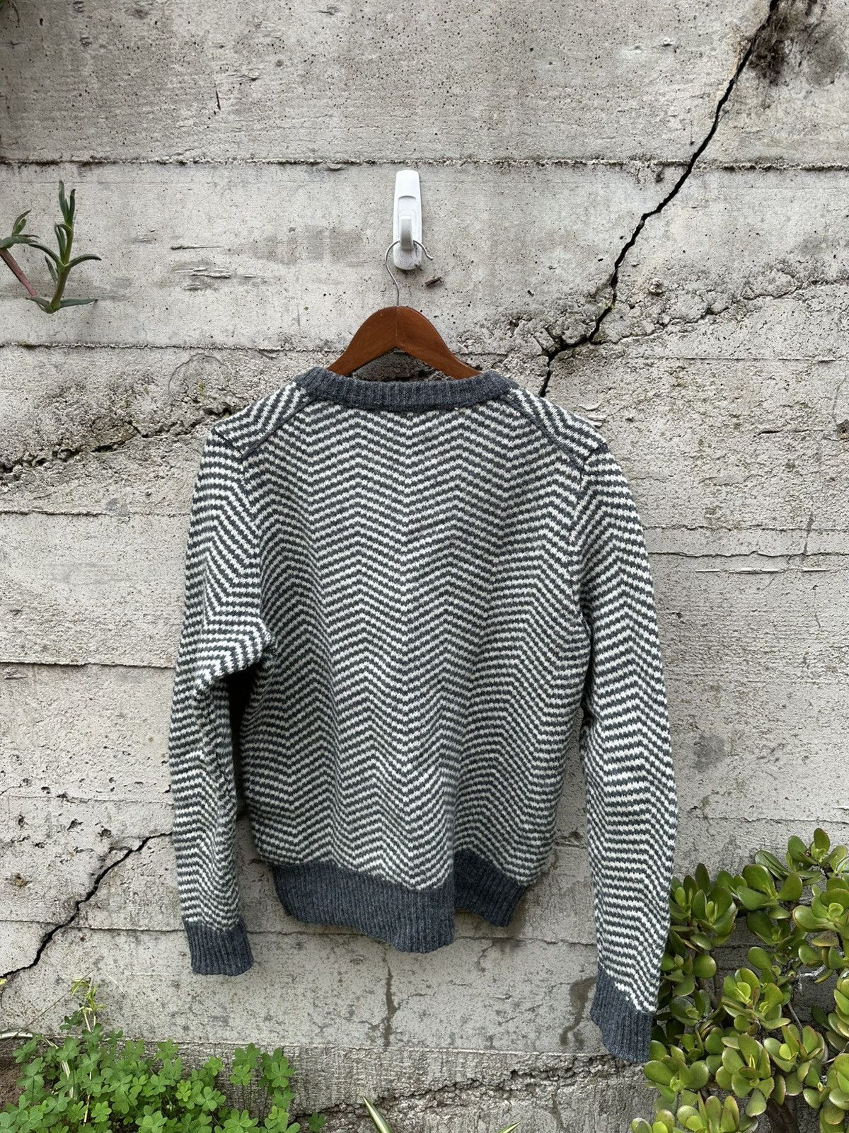 Acne Studios RARE GRAIL Acne Studios geometric chevron pattern sweater Size US M / EU 48-50 / 2 - 3 Thumbnail
