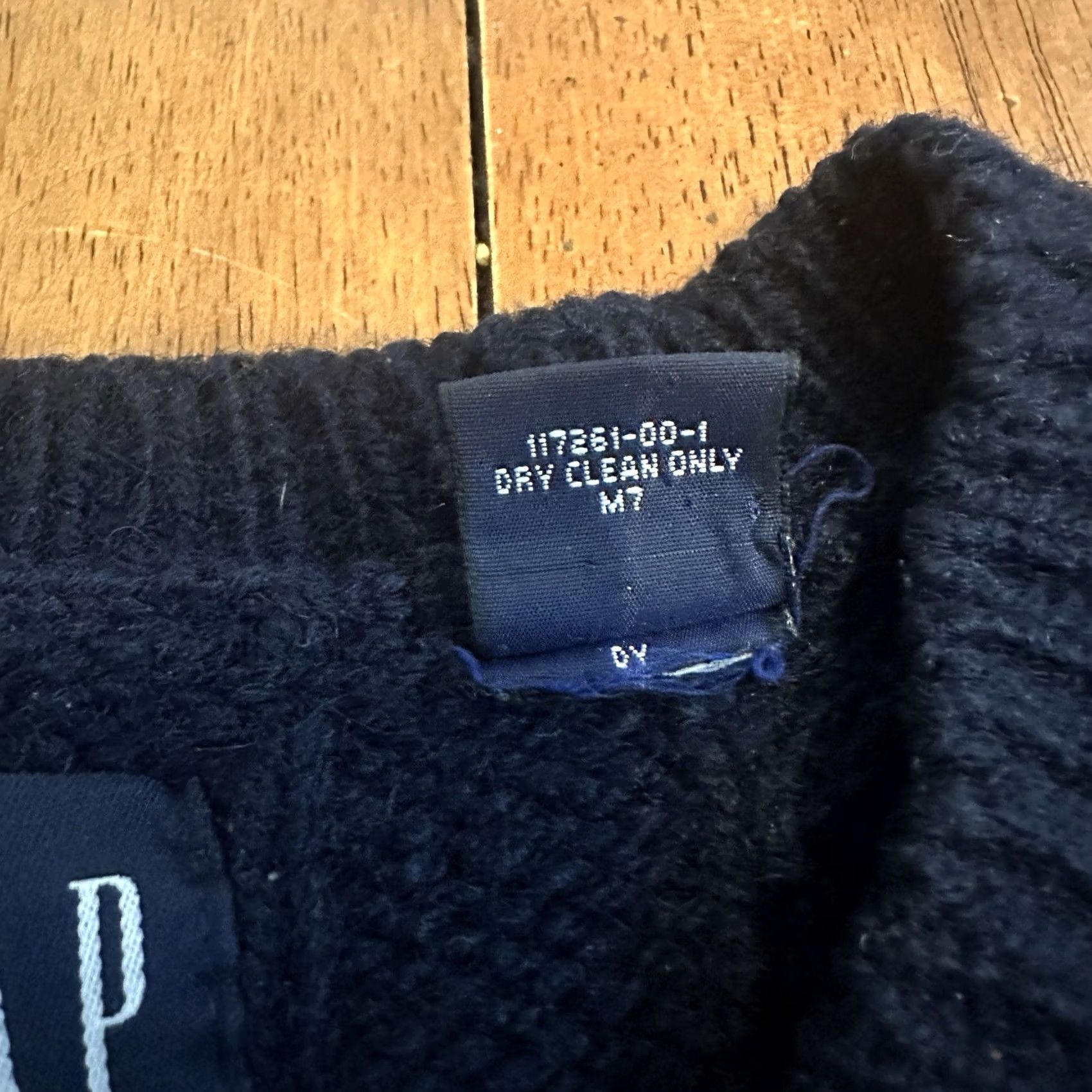 Gap VINTAGE GAP Wool V Neck Sweater Large Navy Blue Mens Pullover 90s Regular Knit Long Sleeve Casual Size US L / EU 52-54 / 3 - 6 Thumbnail