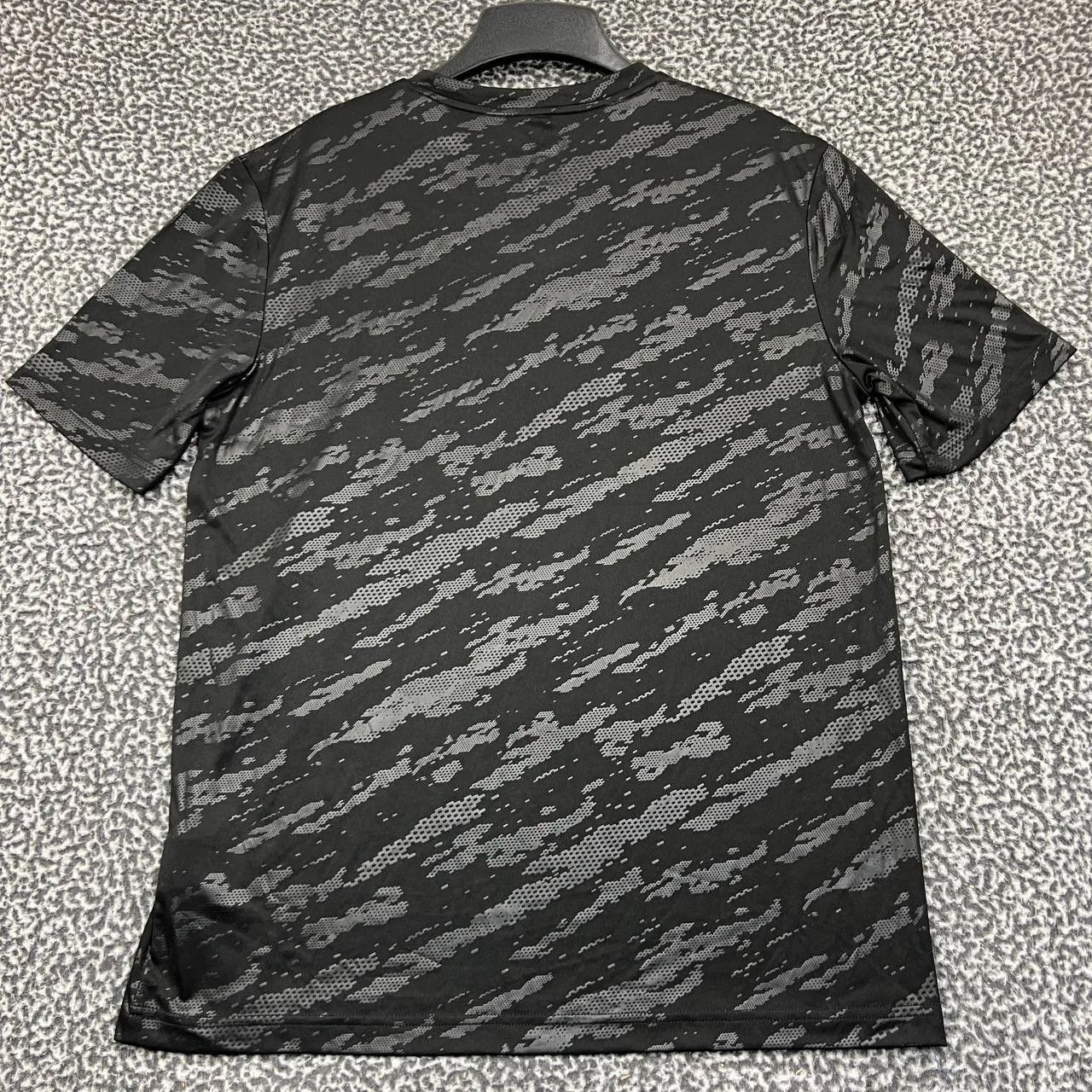 Other Memphis Grizzlies Shirt Men Black Short Sleeve Crew Neck L Size US L / EU 52-54 / 3 - 2 Thumbnail