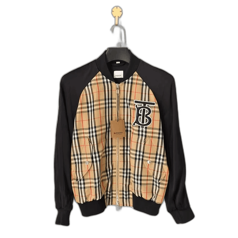 Burberry burberry classic check baseball jacket Size US L / EU 52-54 / 3 - 1 Thumbnail