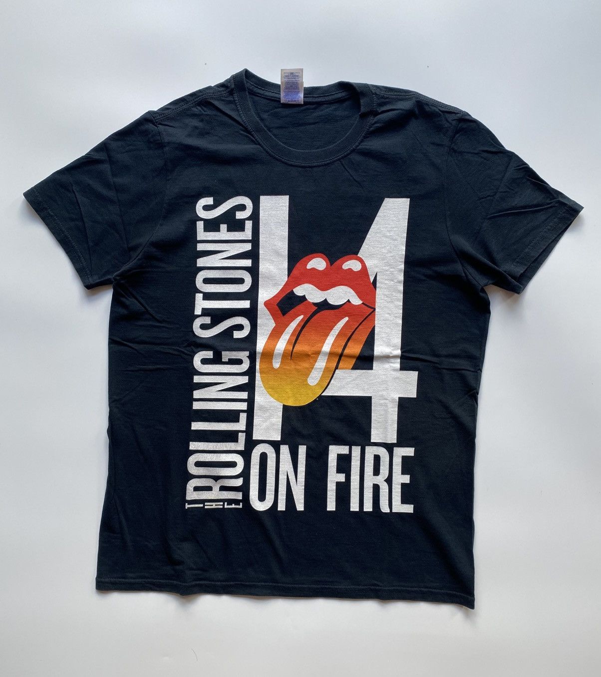 Band Tees The rolling stones 14 ON FIRE Size US M / EU 48-50 / 2 - 1 Thumbnail