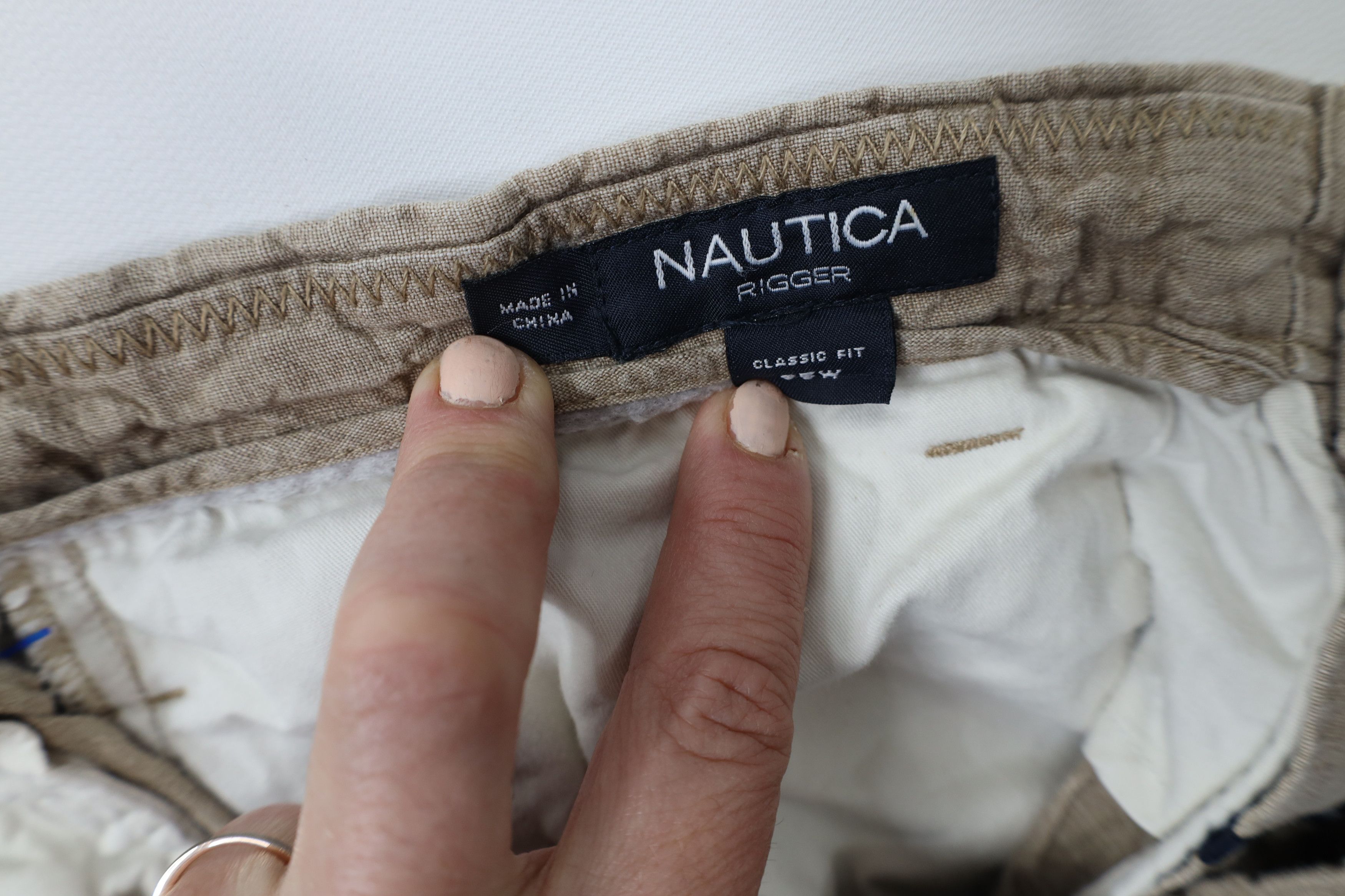 Nautica × Vintage Vintage Nautica Above Knee Linen Shorts Beige Brown Size US 35 - 8 Thumbnail