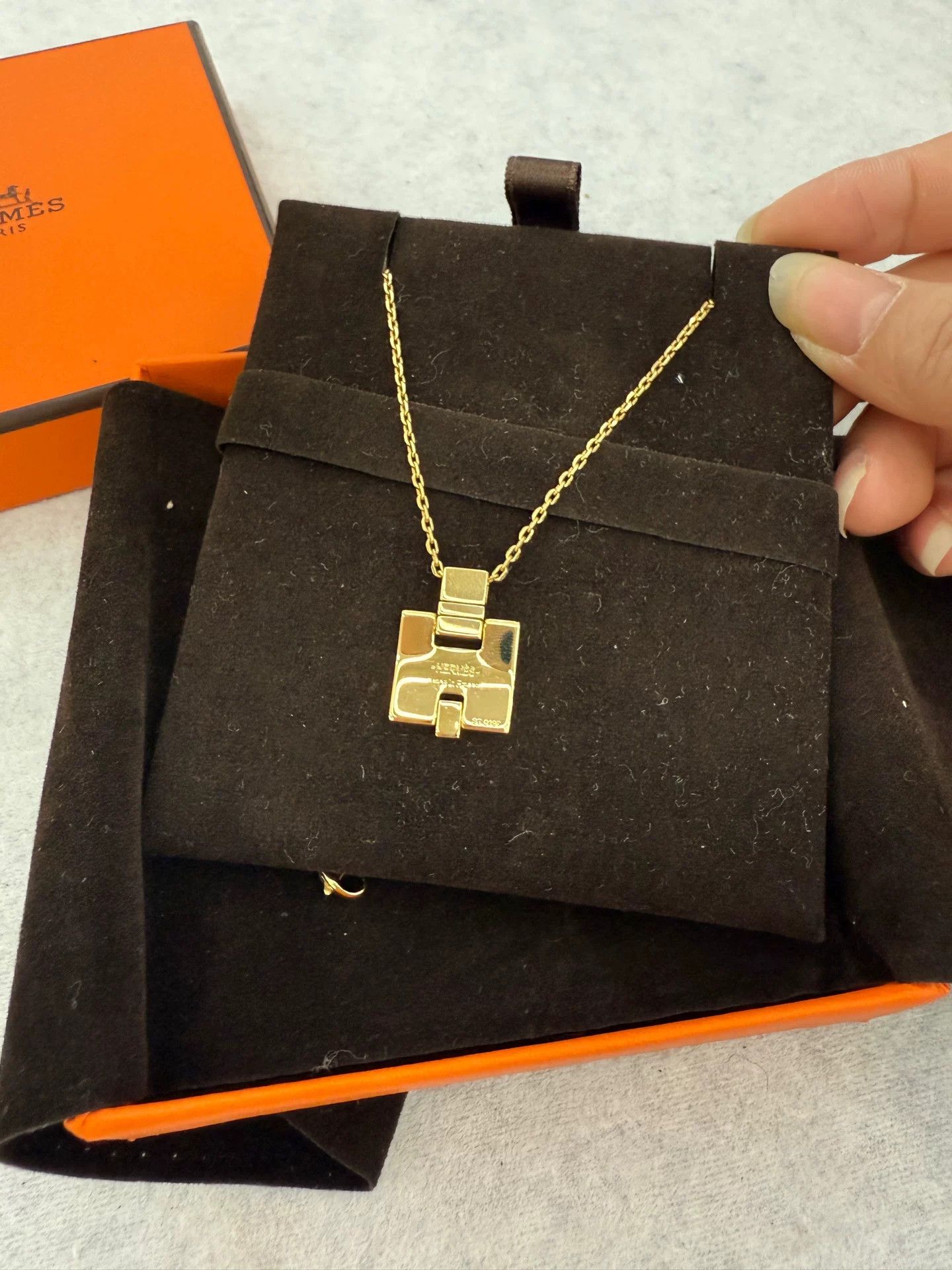 Hermes Hermes Eileen H Buckle Square Necklace Size ONE SIZE - 1 Thumbnail