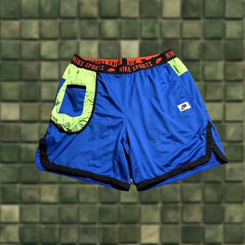 Nike Nike Shorts Mens L Blue Throwback Futura Lined Big Swoosh BV3249 Size US 33 - 1 Thumbnail