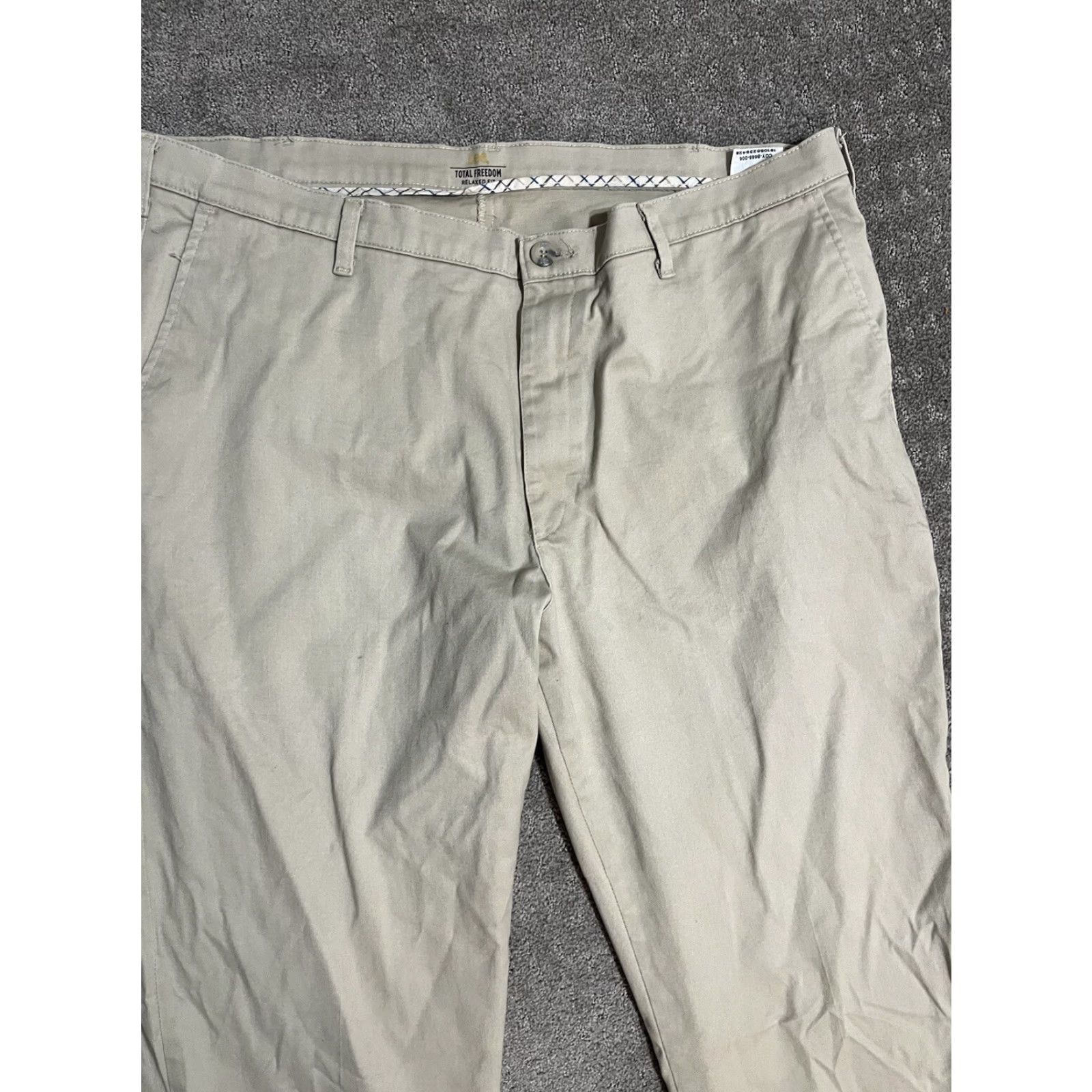 Lee Lee Pants Men 36x30 Beige Total Freedom Relaxed Fit Straight Leg Stretch Dress Pants Size US 36 / EU 52 - 4 Thumbnail
