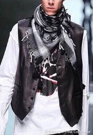 Mastermind Japan mmj deep gray crystal skull fringe square scarf Size ONE SIZE - 7 Thumbnail