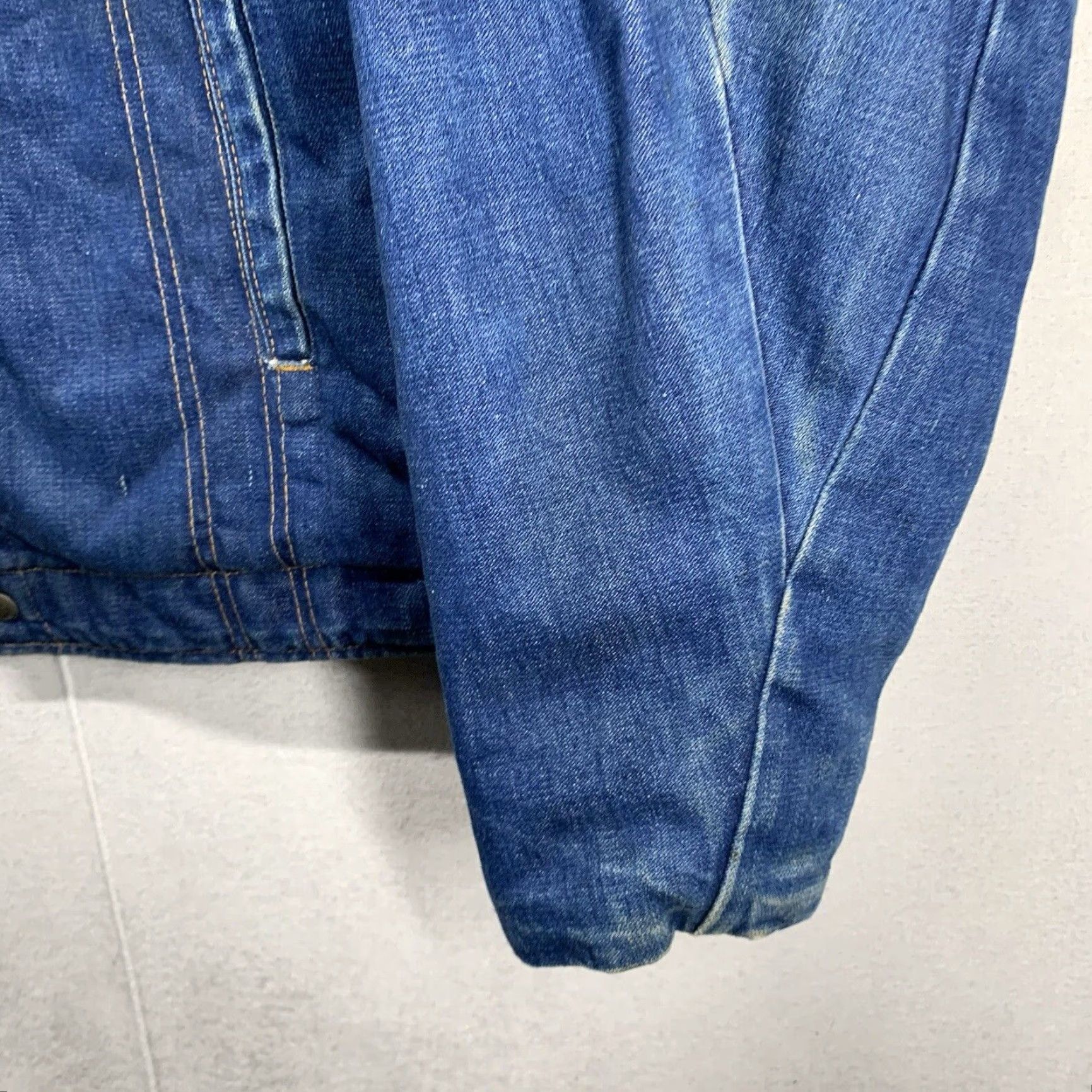 Vintage VINTAGE Key Imperial Denim Jacket Men L Blue 80s Grunge Trucker Workwear All Seasons Size US 33 - 6 Thumbnail