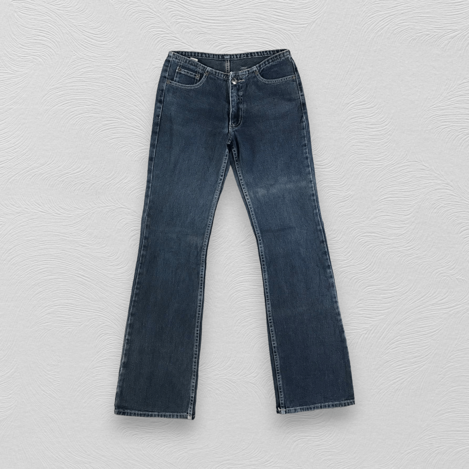 Japanese Brand Vintage Japanese Brand Flared Jeans KJ2044 Size 26" / US 2 / IT 38 - 1 Thumbnail
