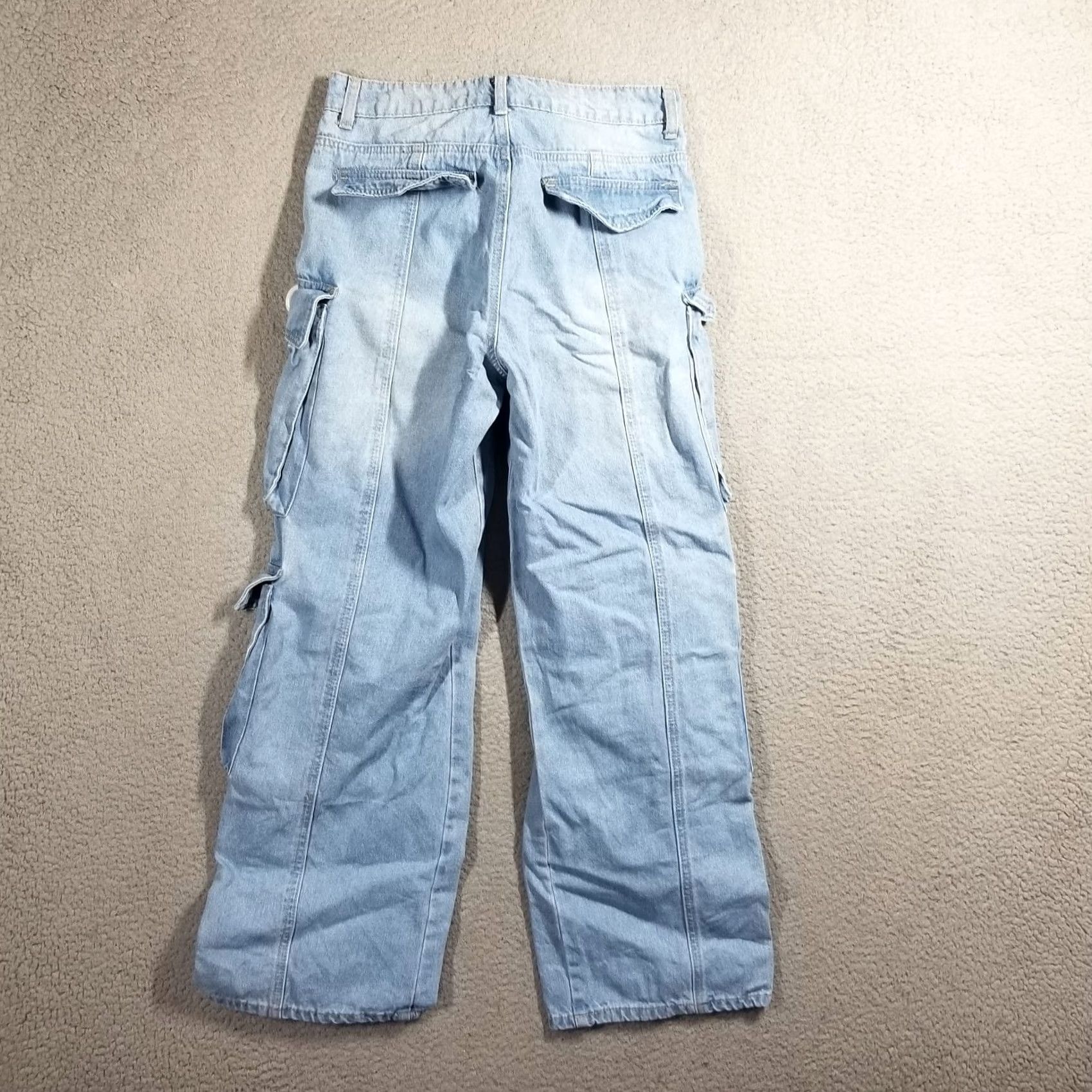 Forever 21 Forever 21 x Bratz Jeans Women's 27 Denim Cargo Pocket Relaxed Straight 90s Cartoon Blue Denim Baggy Shirt? Size 27" / US 4 / IT 40 - 2 Thumbnail