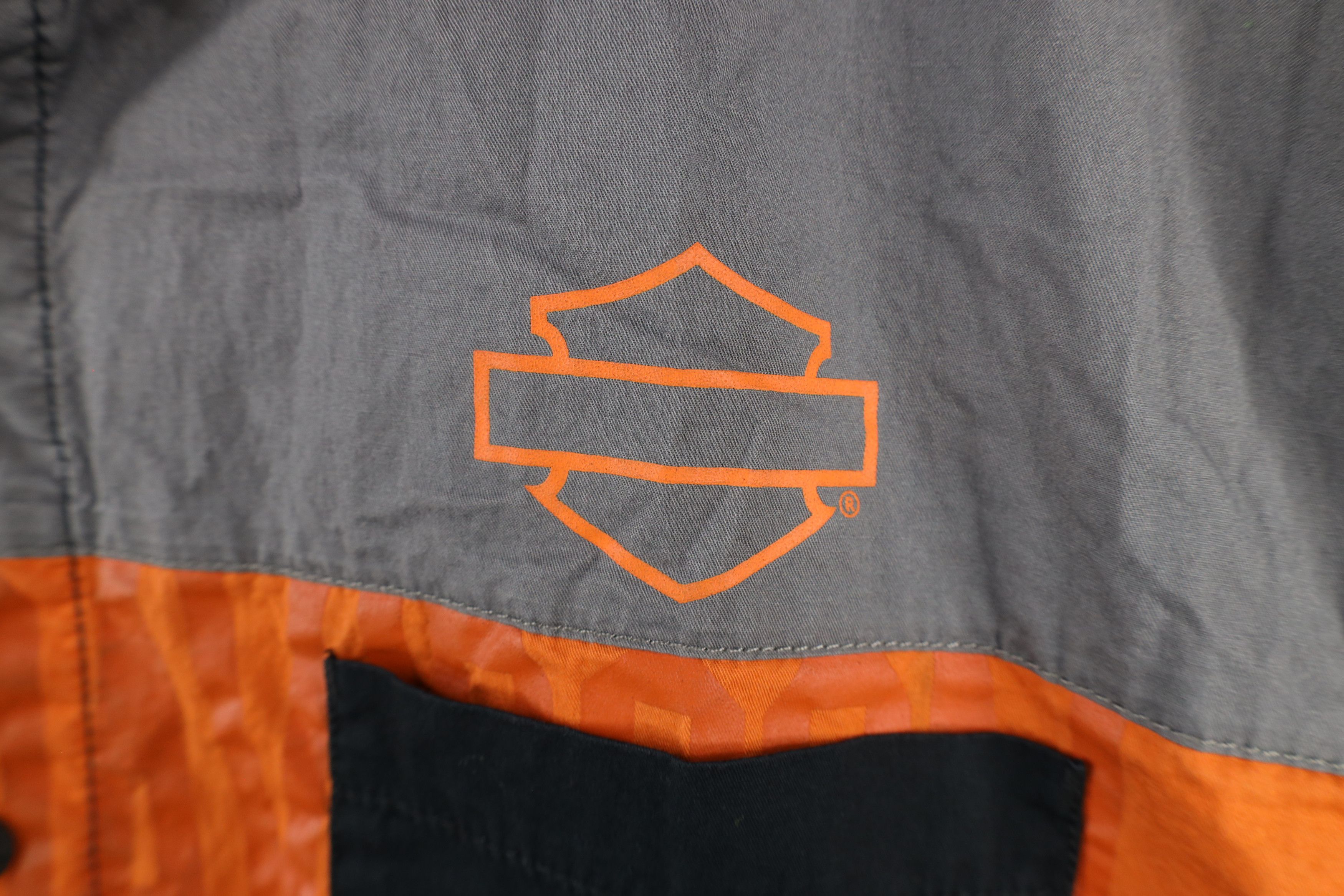 Harley Davidson × Vintage Vintage Harley Davidson Spell Out Work Mechanic Button Shirt Size US XL / EU 56 / 4 - 5 Thumbnail