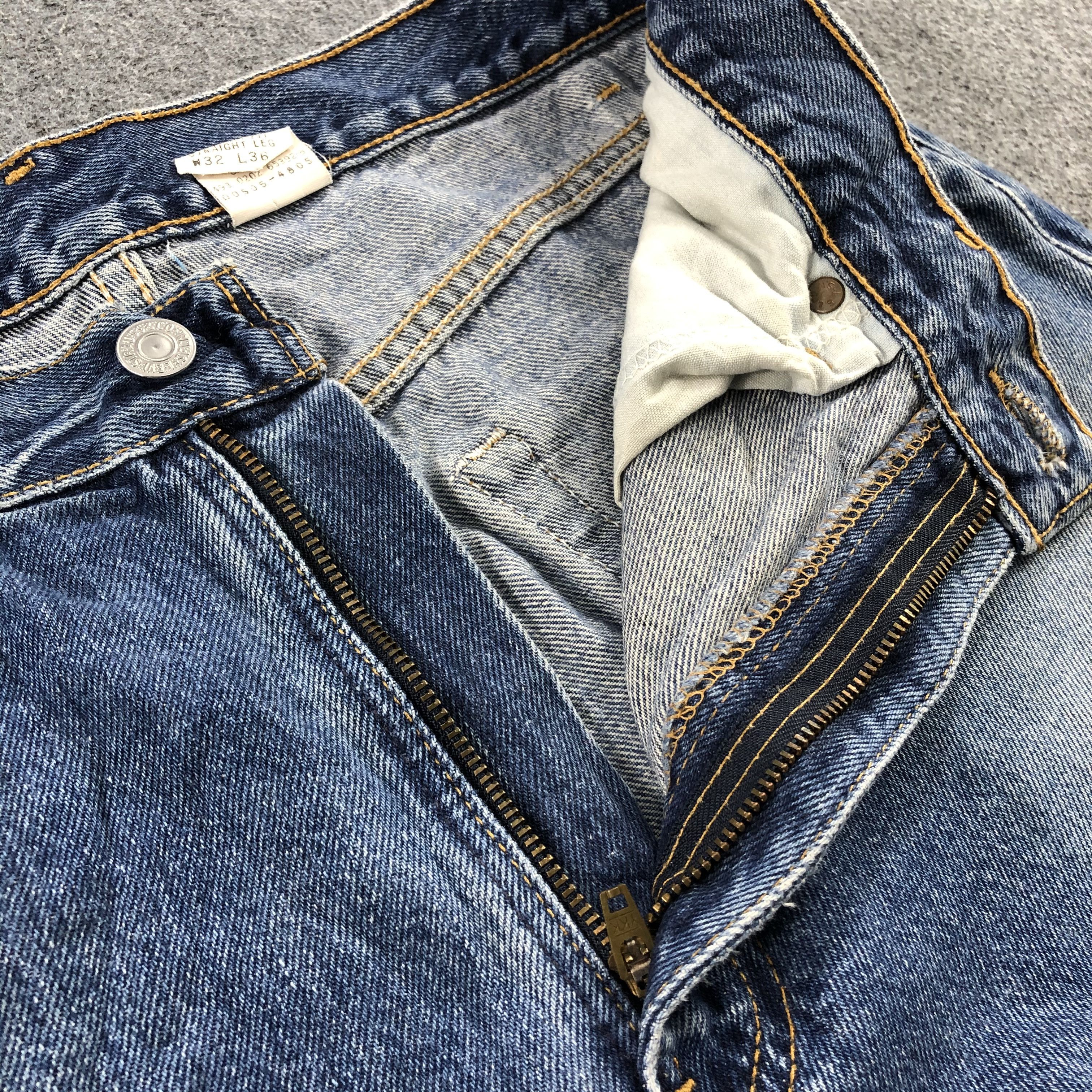 Levi's Vintage 90s Blue Wash Levis 505 Jeans-J2086 Size US 31 - 8 Thumbnail