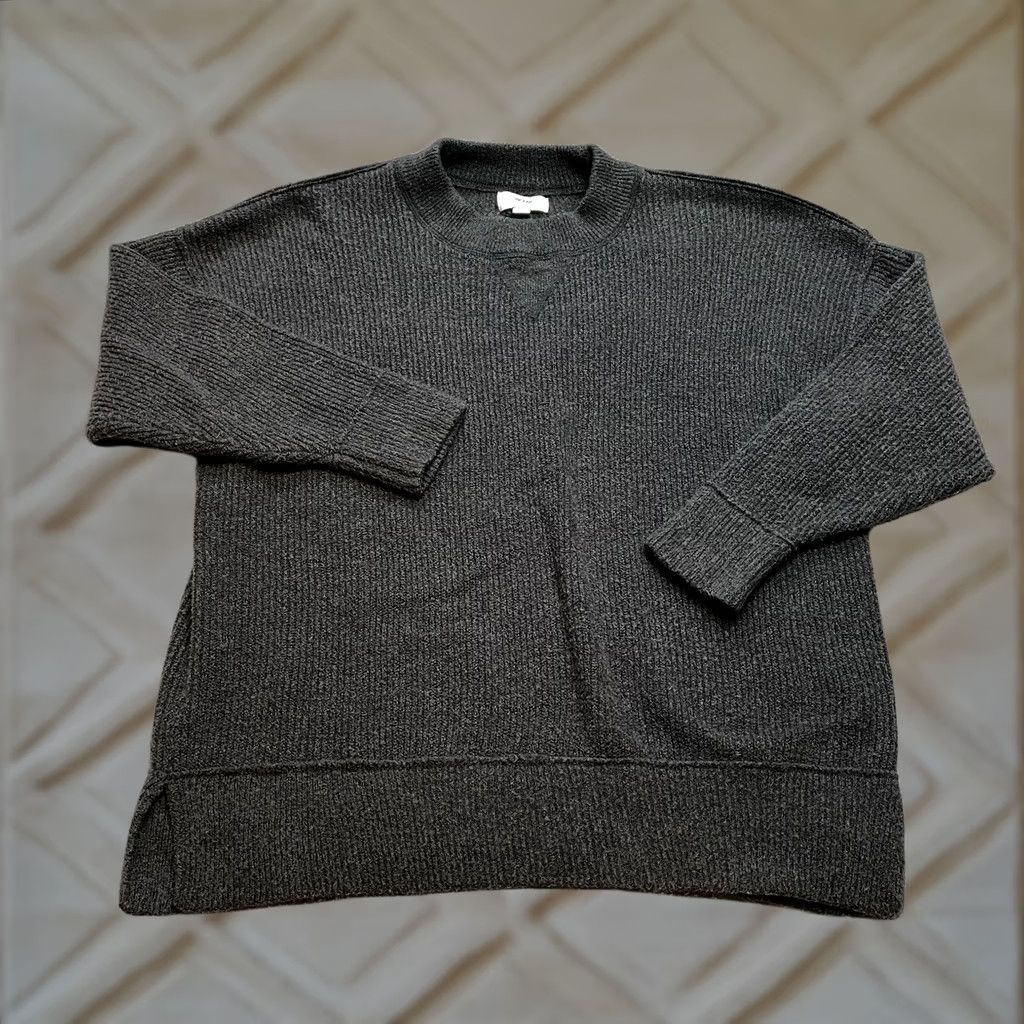Vintage VINTAGE Aerie by American Eagle Sweater Womens Small Dark Gray Pullover Knit Soft Ribbed Knit Pullover Women Small Gray Logo 90s 00s? Size S / US 4 / IT 40 - 1 Thumbnail