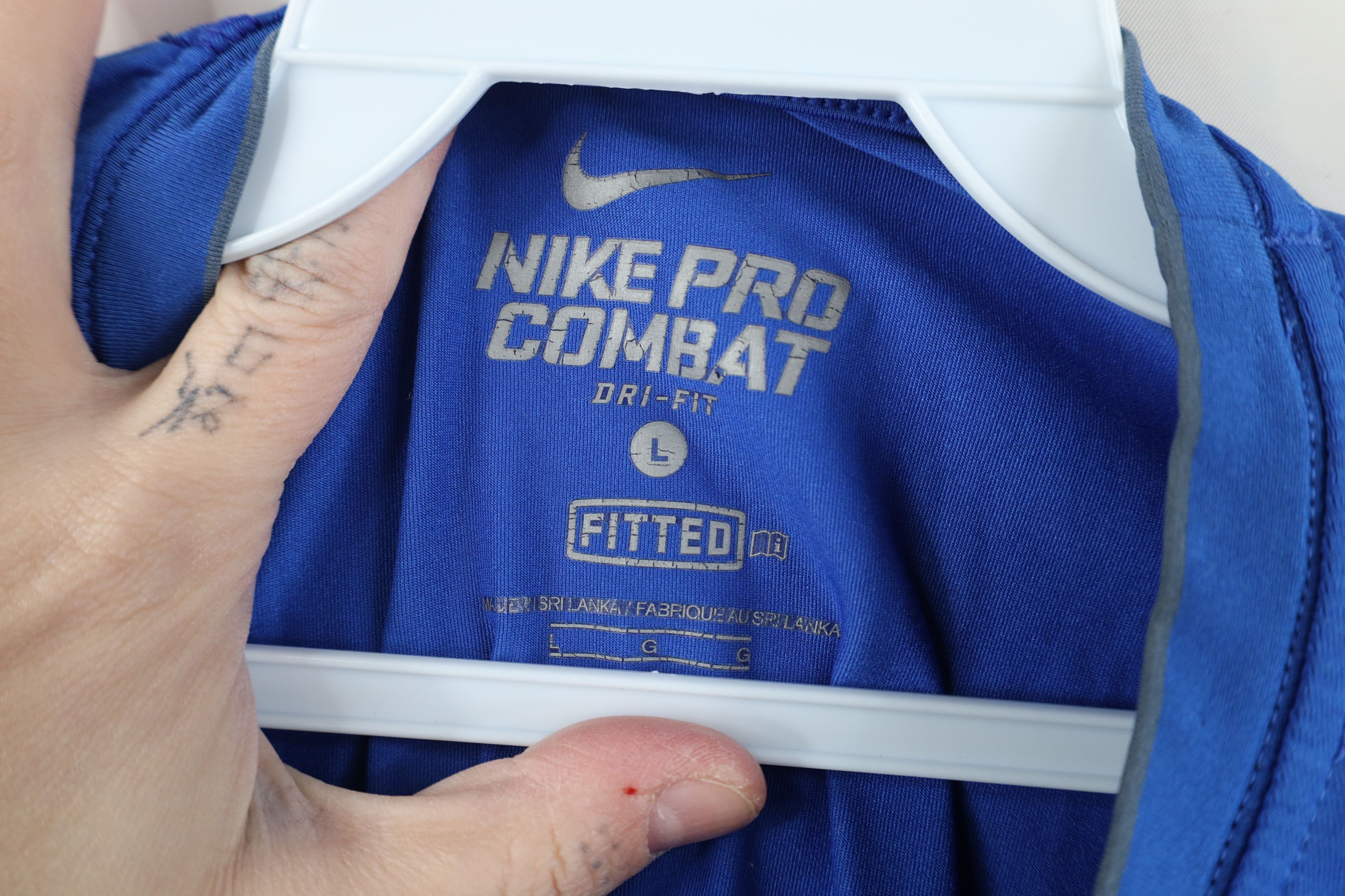 Nike Nike Pro Combat Compression Sleeveless Muscle T-Shirt Blue Size US L / EU 52-54 / 3 - 7 Thumbnail