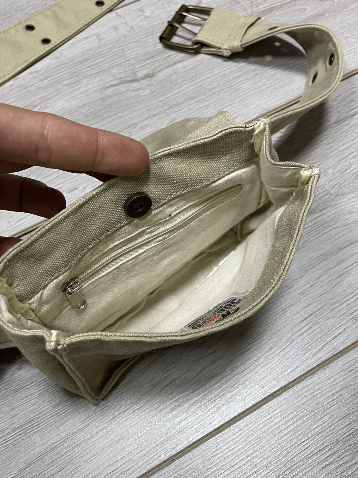 Marlboro Marlboro if you doesnt fit it big logo vintage cross bag Size ONE SIZE - 5 Thumbnail