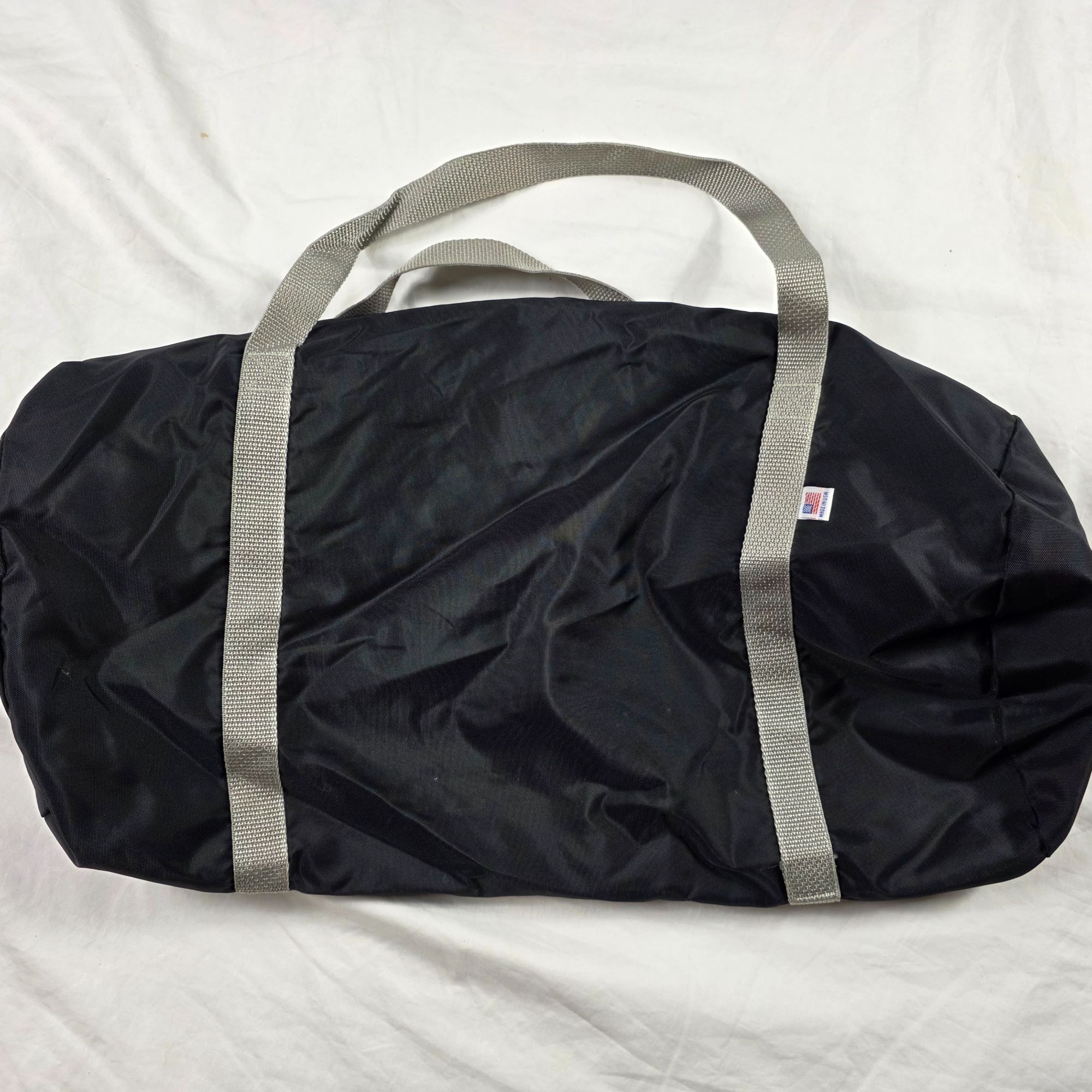 American Apparel American Apparel Project Black Duffel Bag Gray Straps Gym Tr Size ONE SIZE - 3 Thumbnail