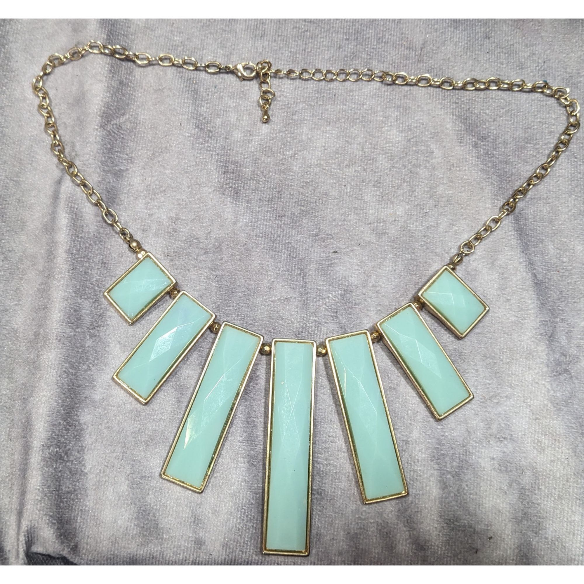Other Graduated Pillar Bib Necklace Blue Gems With Gold Tone Metal Size ONE SIZE - 6 Thumbnail