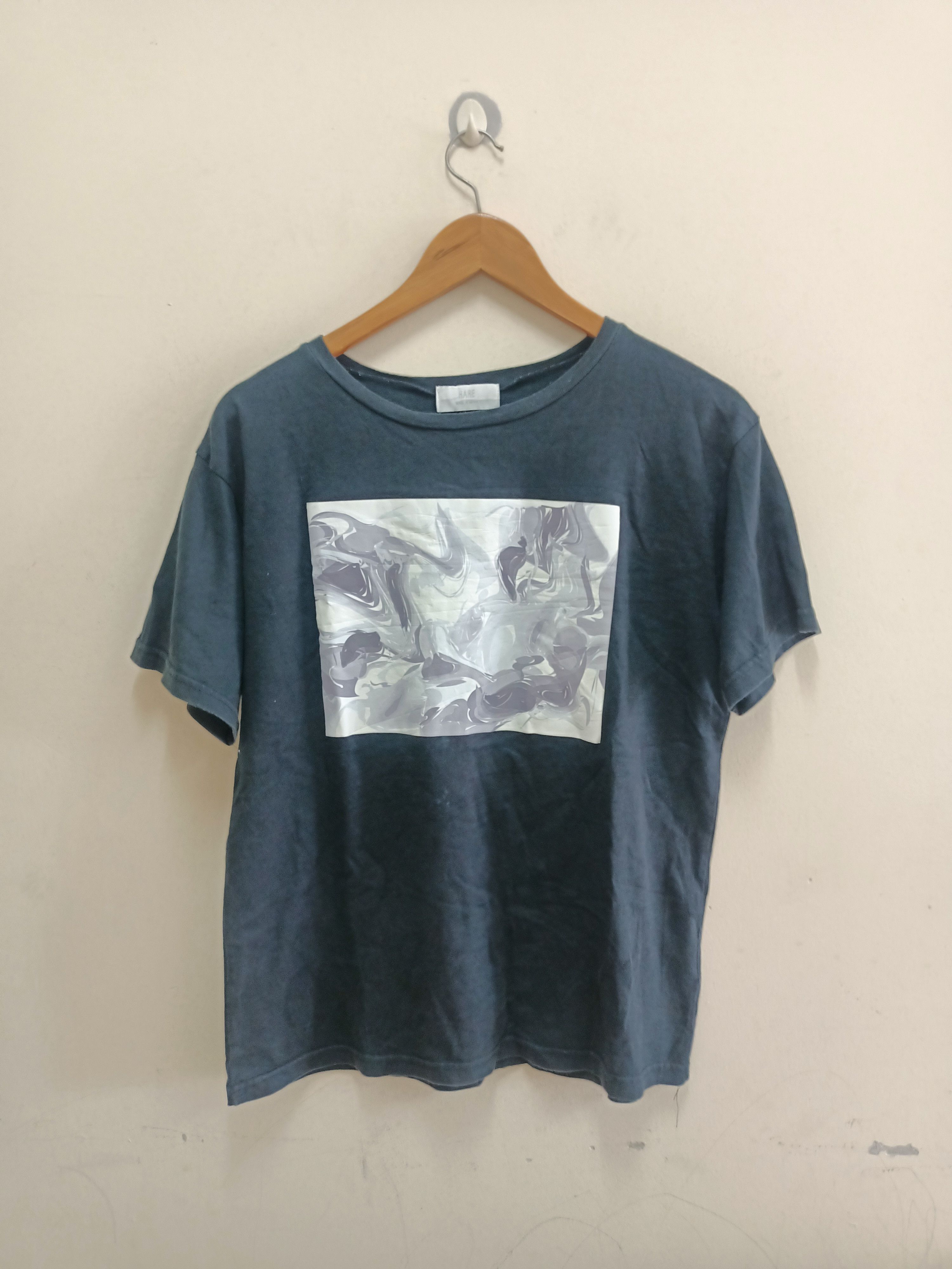 HARE Hare Made in Japan art t-shirt Size US M / EU 48-50 / 2 - 1 Thumbnail