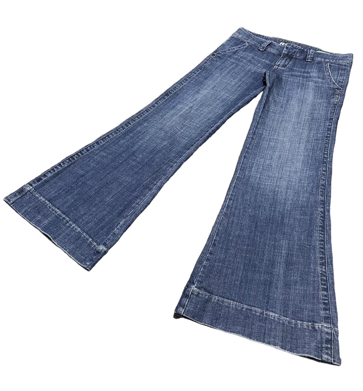 Quiksilver FYE 🔥ROXY Ultra Wide Leg Flare Vintage Distressed Denim Size 29" - 3 Thumbnail
