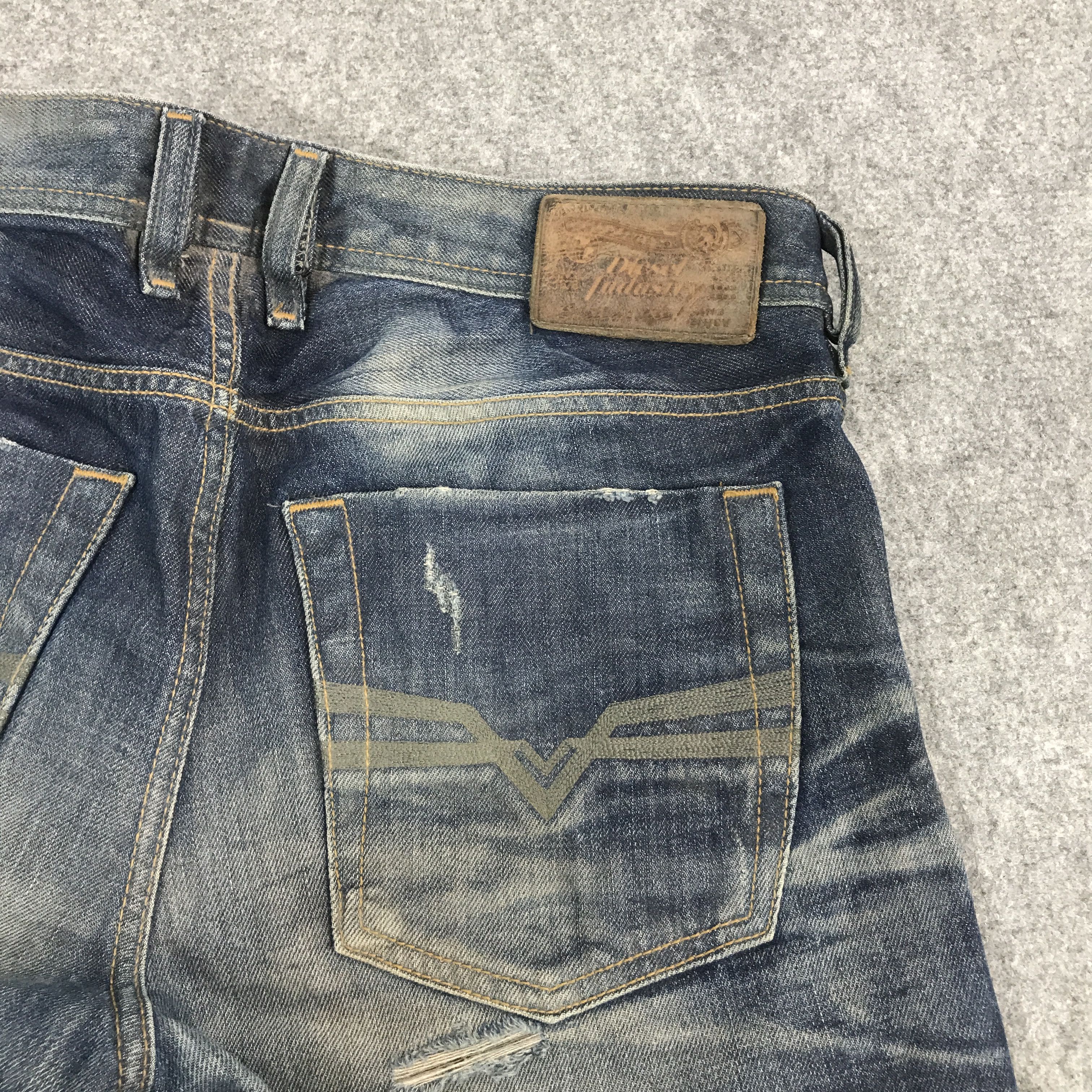 Diesel Diesel denim distressed jeans pants Size US 29 - 8 Thumbnail