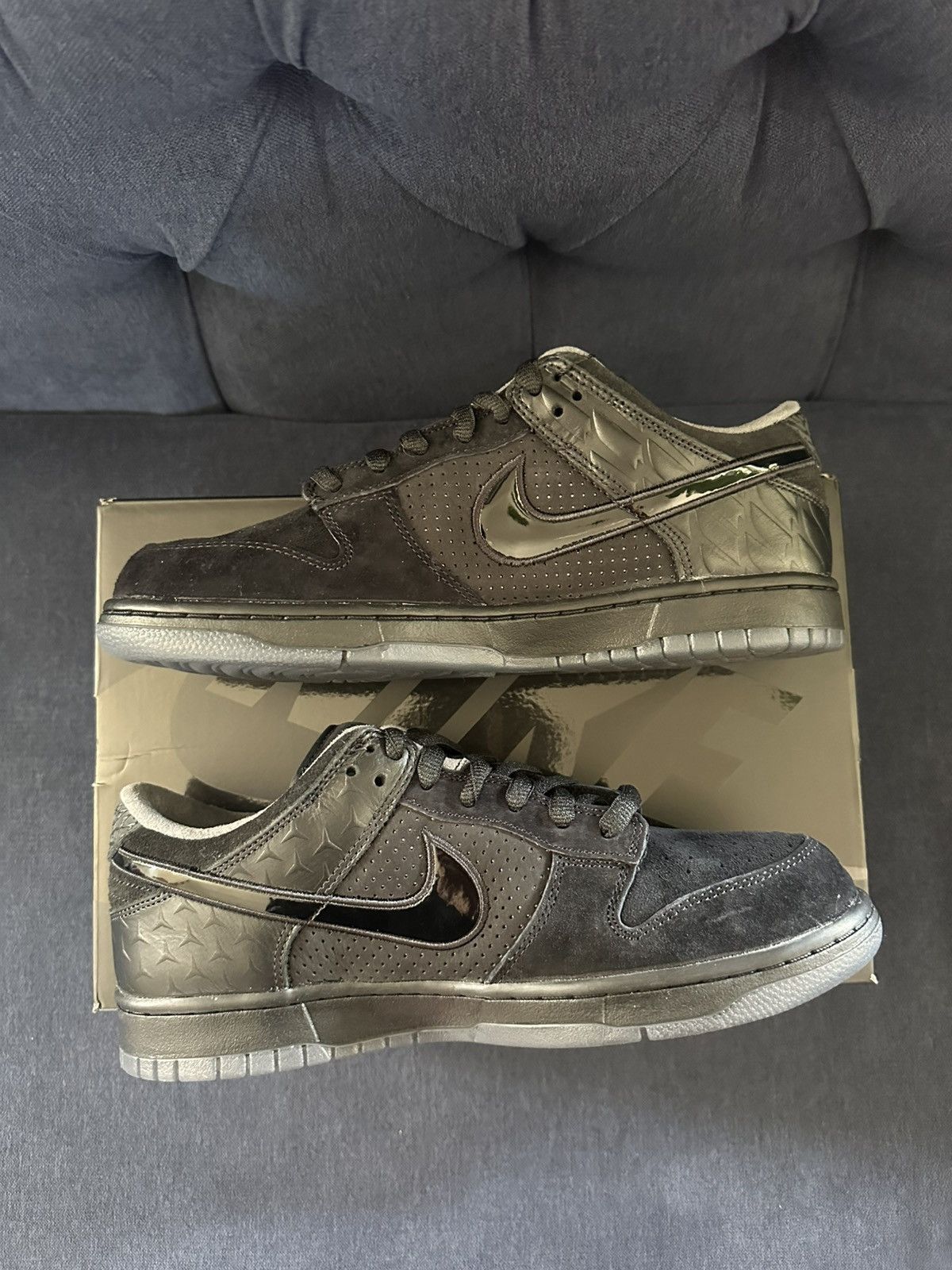 Nike NIKE DUNK LOW UO LUXE/ birds of a feather/ what the duck? Size US 10 / EU 43 - 2 Thumbnail