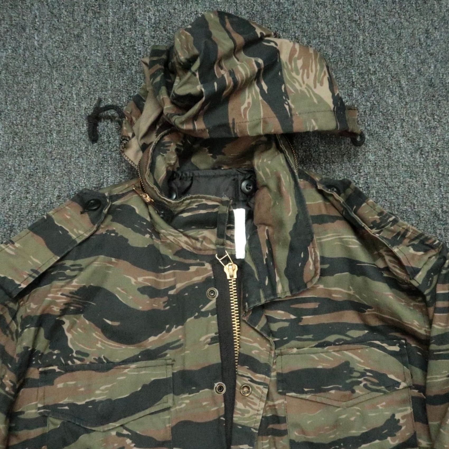 Rothco Rothco M65 Field Military Jacket Men Large Brown Black Green Tiger Stripe Camo Size US L / EU 52-54 / 3 - 2 Thumbnail