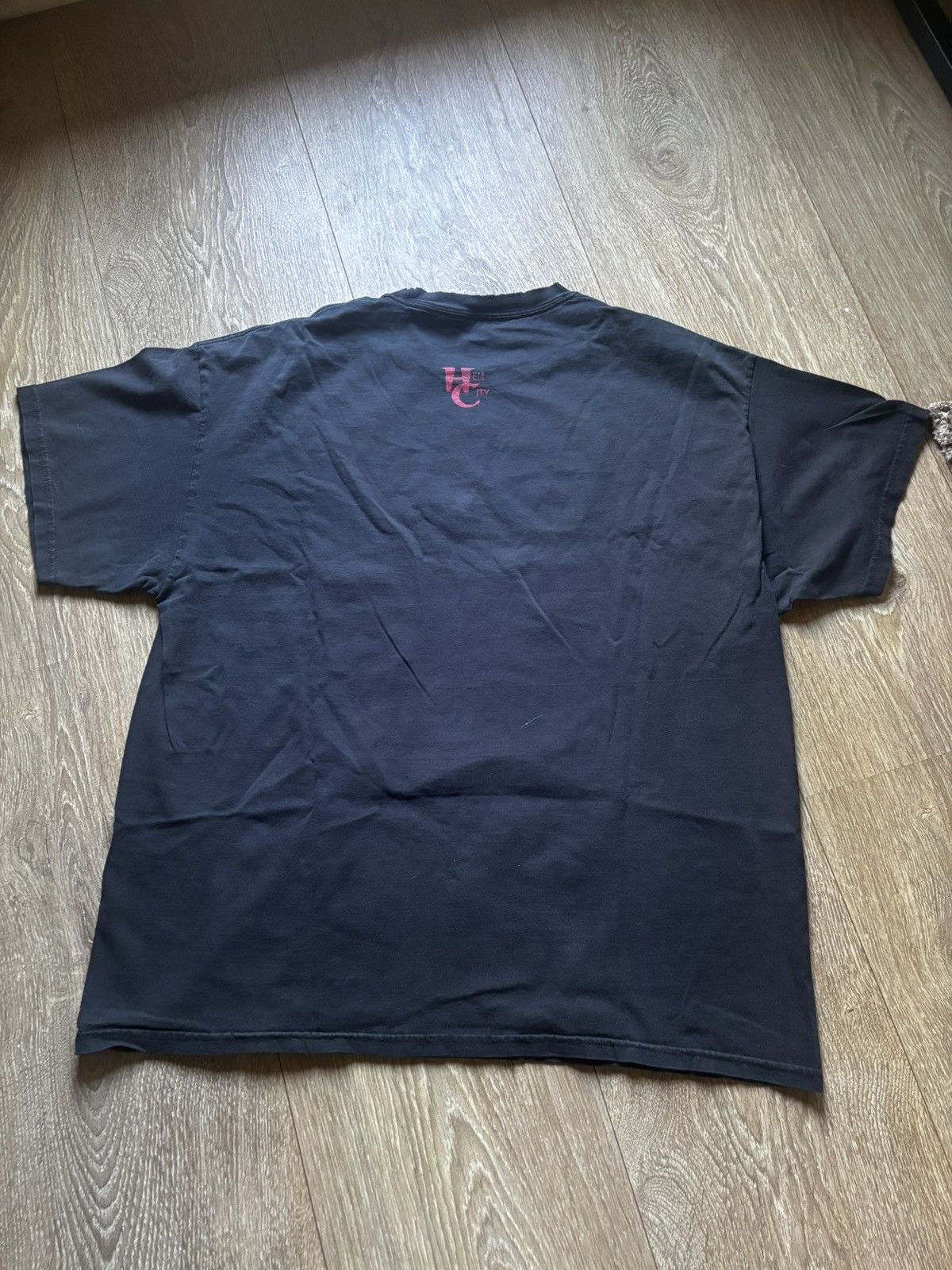Vintage Vintage Sunfaded Distressed Black Hell City Tattoo Fest Tee Size US XL / EU 56 / 4 - 4 Thumbnail