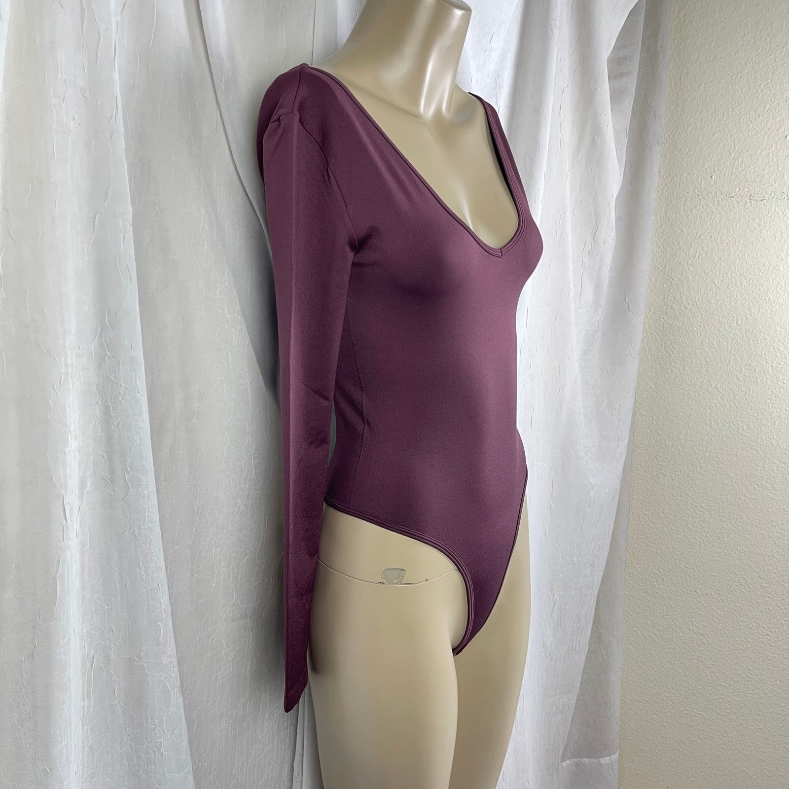 Forever 21 Forever 21 Sculpt Butter Seamless Thong Bodysuit Merlot NWT Size S / US 4 / IT 40 - 4 Thumbnail
