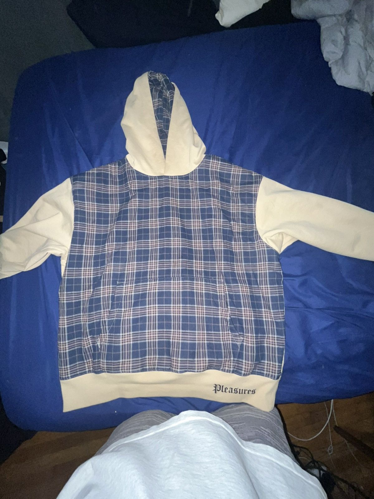 Pleasures PLAID EMBROIDERED PLEASURES HOODIE Size US XL / EU 56 / 4 - 2 Thumbnail
