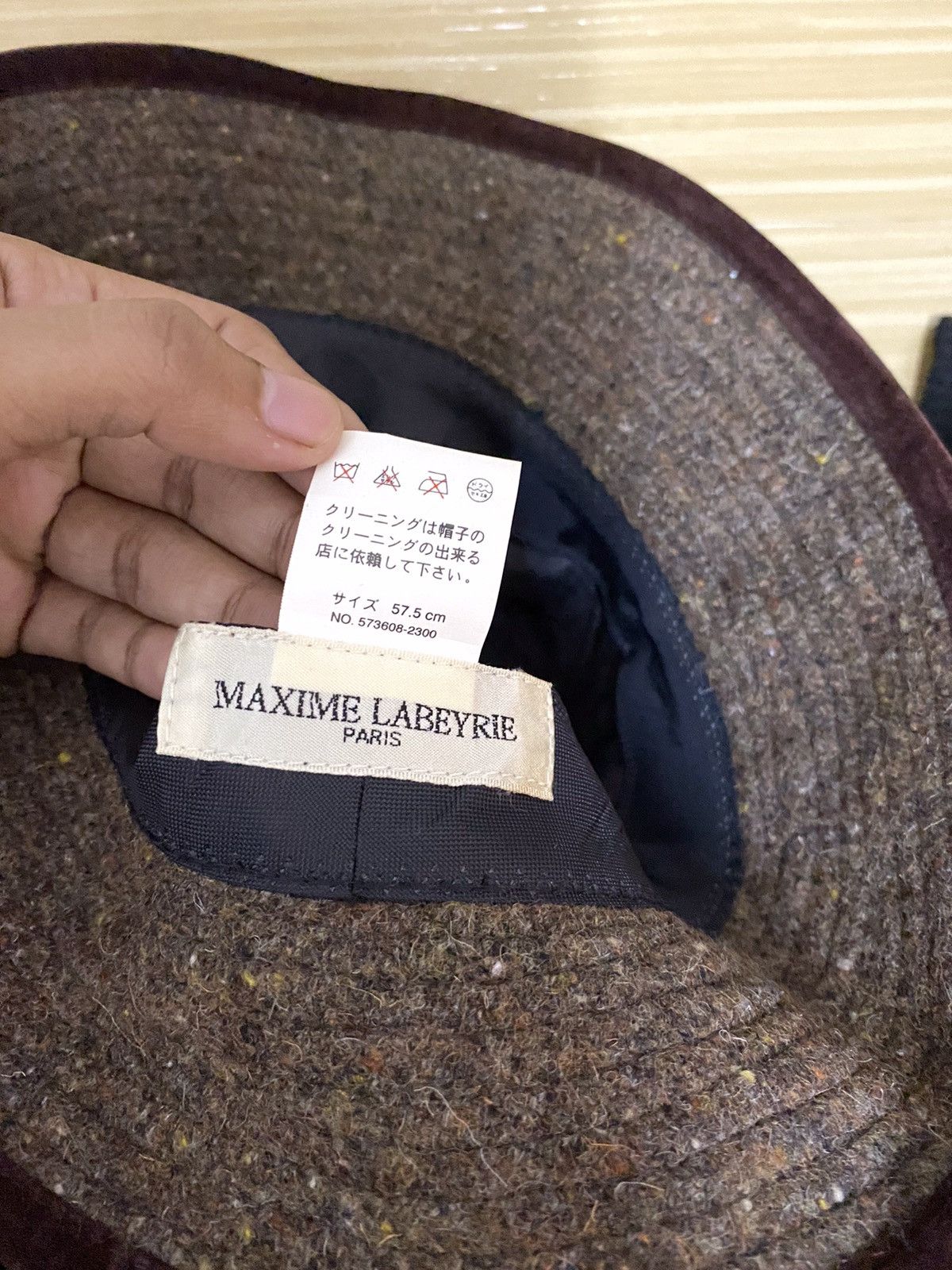 Vintage Vintage Maxime Labeyrie Paris Plain Bucket Hat Size ONE SIZE - 5 Thumbnail