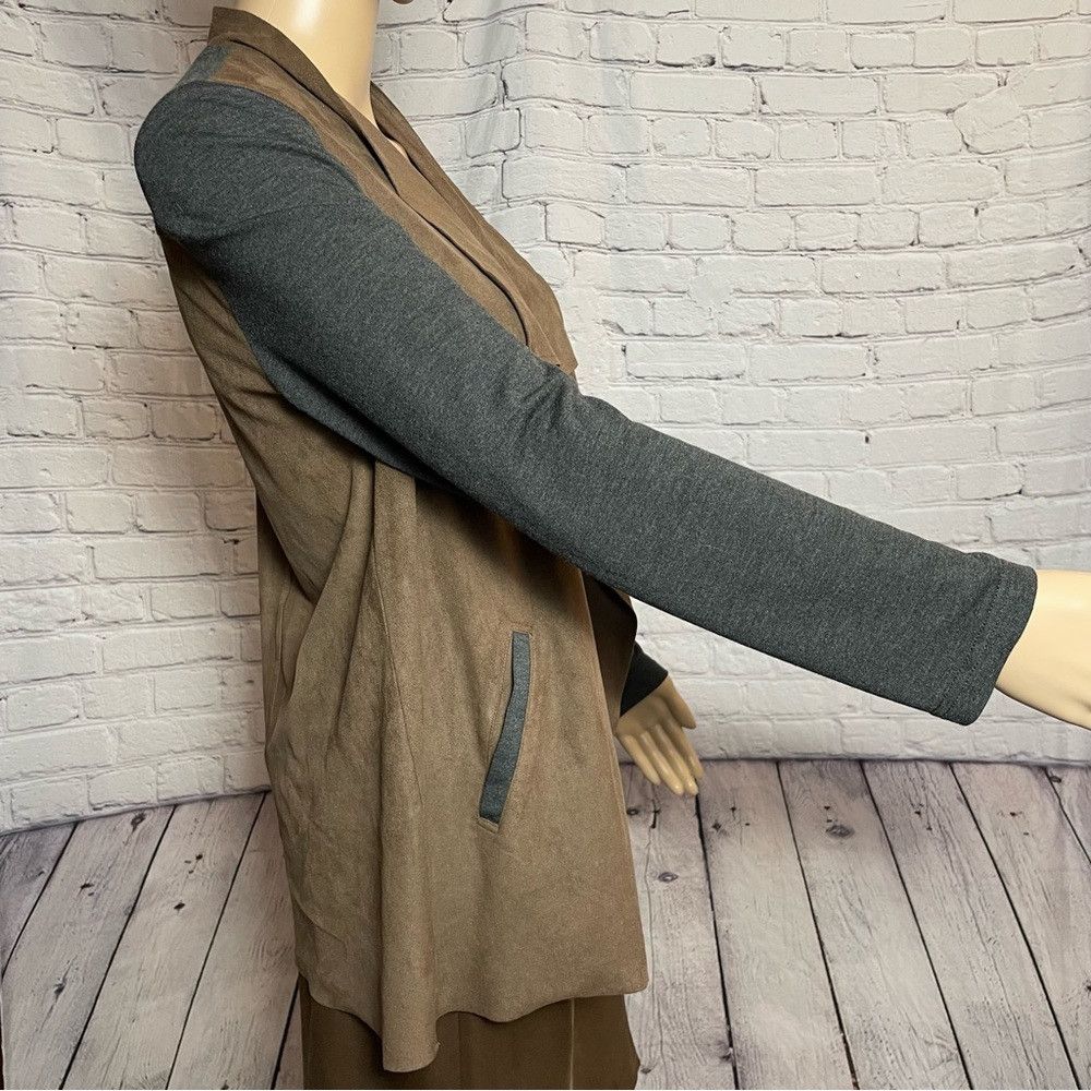 Chicos Chico's TRAVELERS COLLECTION Faux Suede Jacket Size 0 US S Size S / US 4 / IT 40 - 3 Thumbnail