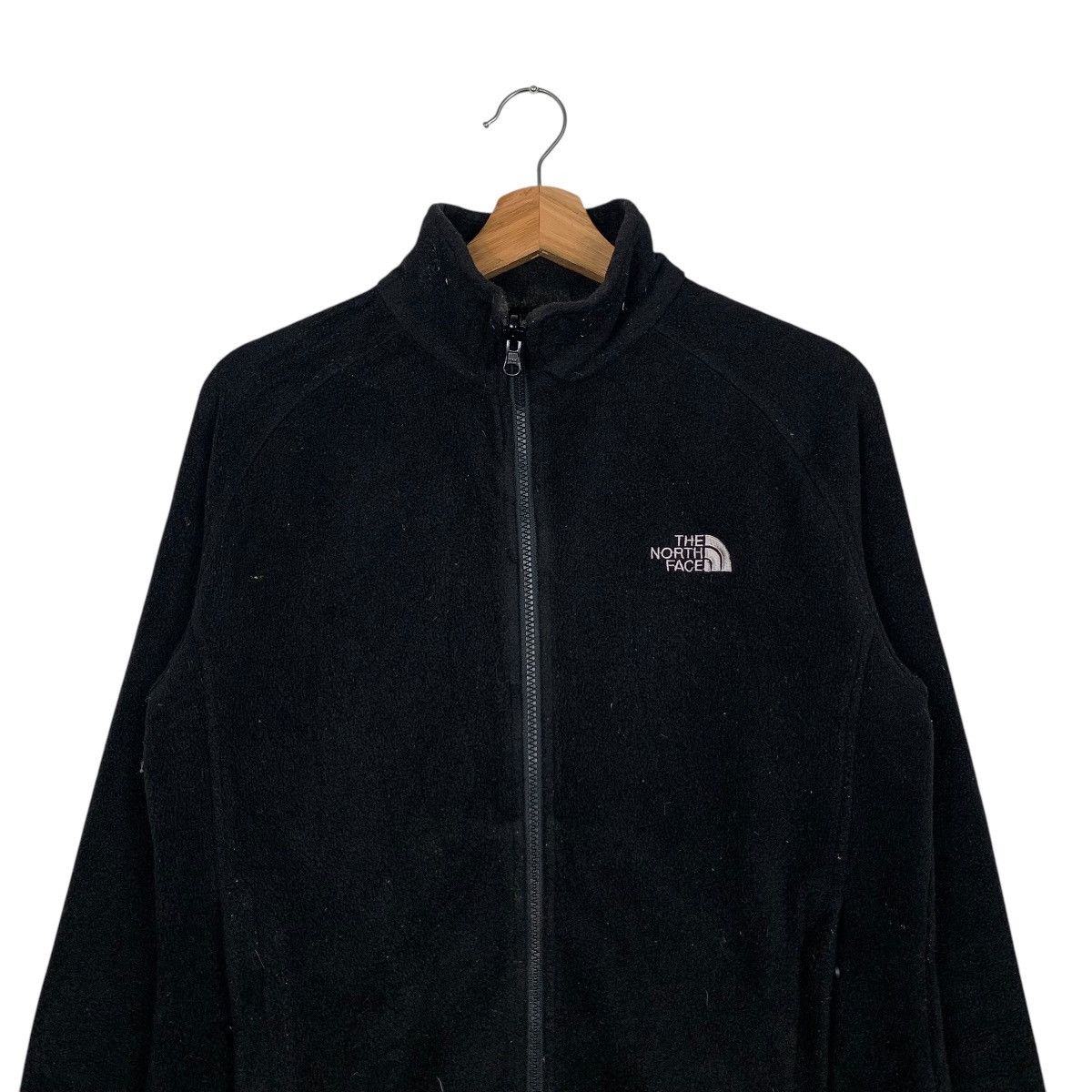 The North Face THE NORTH FACE Embroidered Logo Zipper Fleece #1890-C82 Size L / US 10 / IT 46 - 2 Thumbnail
