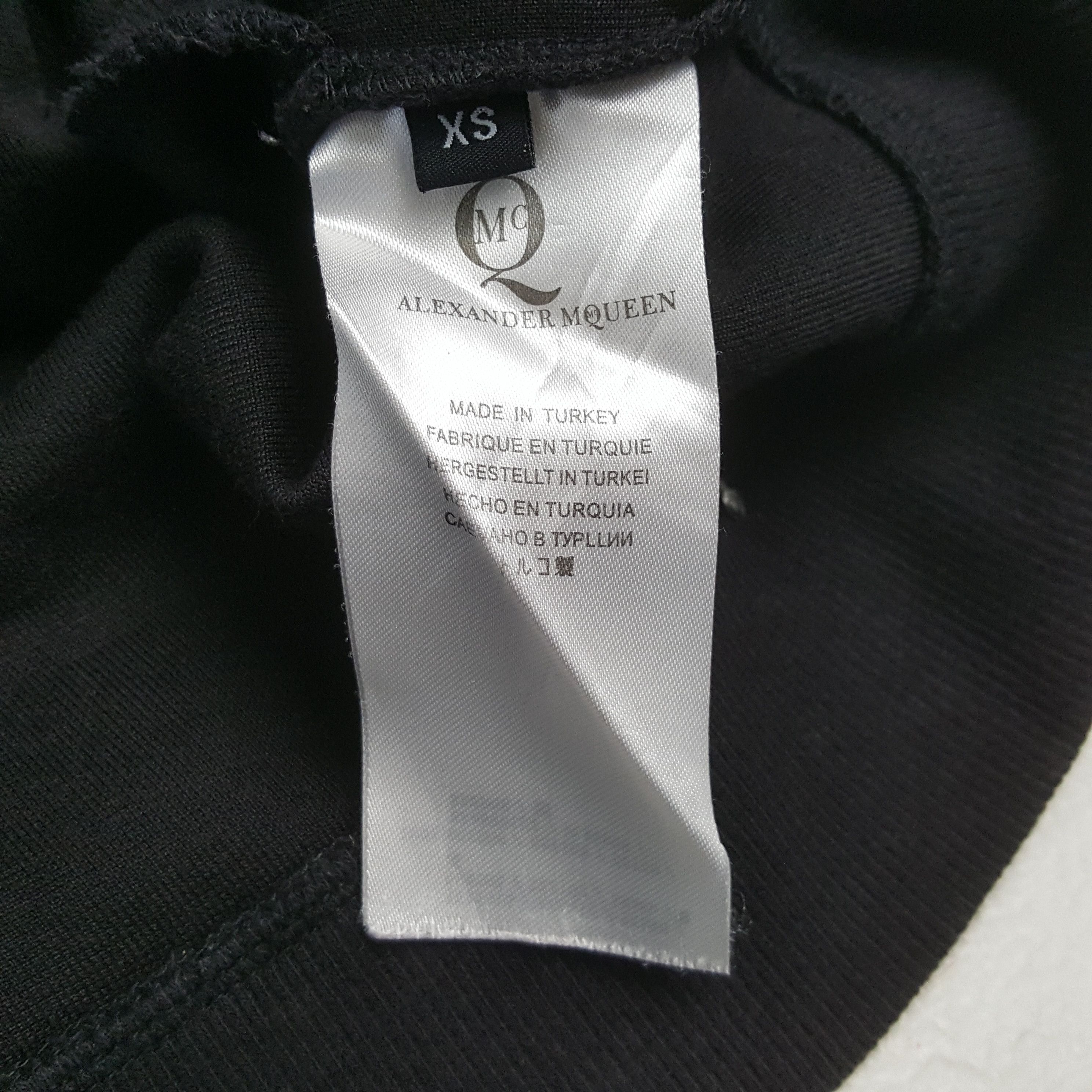 Alexander McQueen Vintage Alexander Mcqueen Fashion Brand Sweatshirt C303N1 Size S / US 4 / IT 40 - 9 Thumbnail