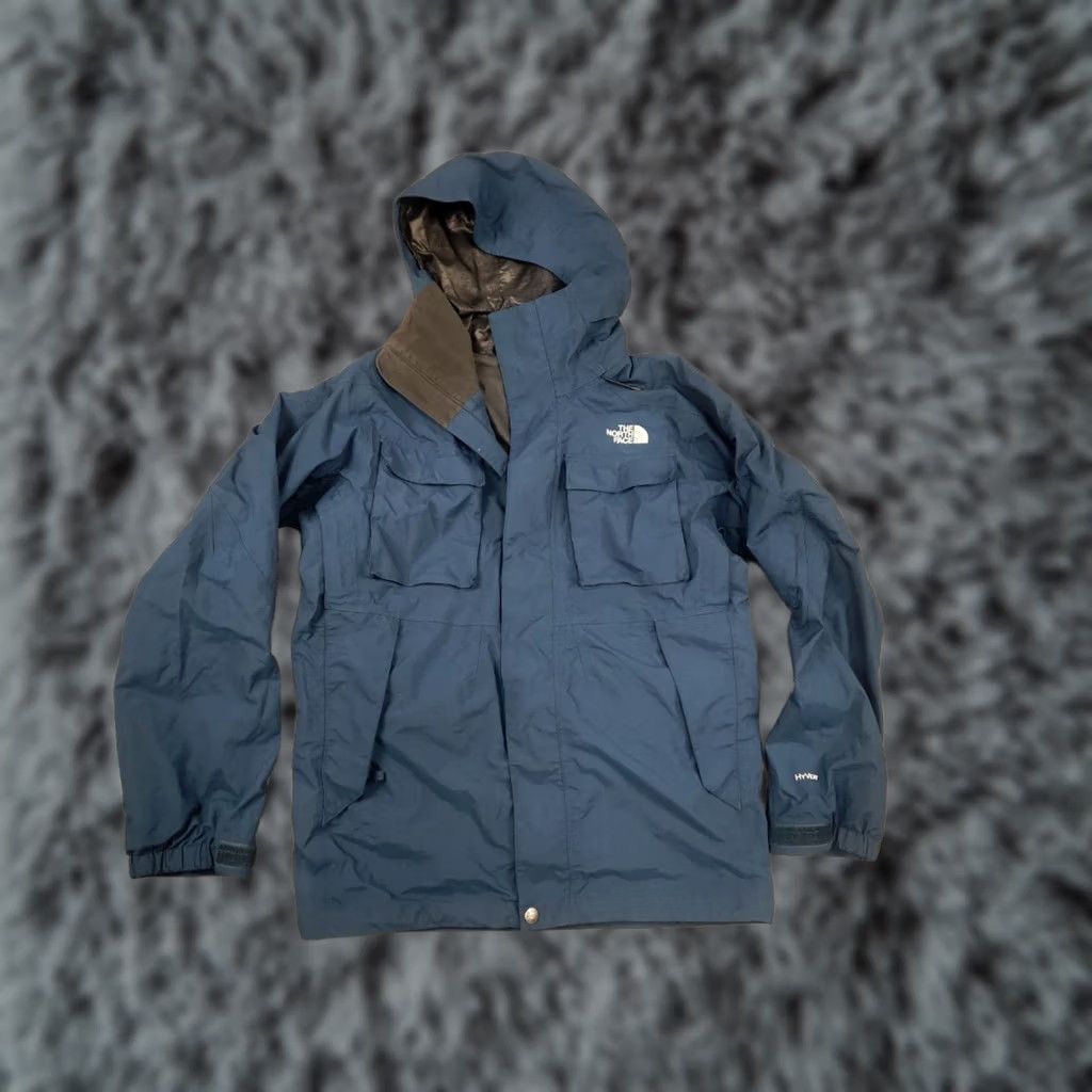 The North Face VINTAGE The North Face Blue HyVent Waterproof Hooded Pocket Zip Ski Jacket Y2K Style Size US S / EU 44-46 / 1 - 1 Thumbnail