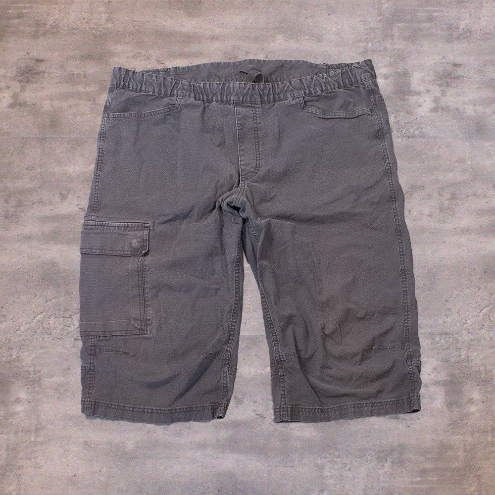Mountain Equipment Company Y2K 2000's MEC Baggy Long Inseam Grey Shorts Size US 41 - 1 Thumbnail