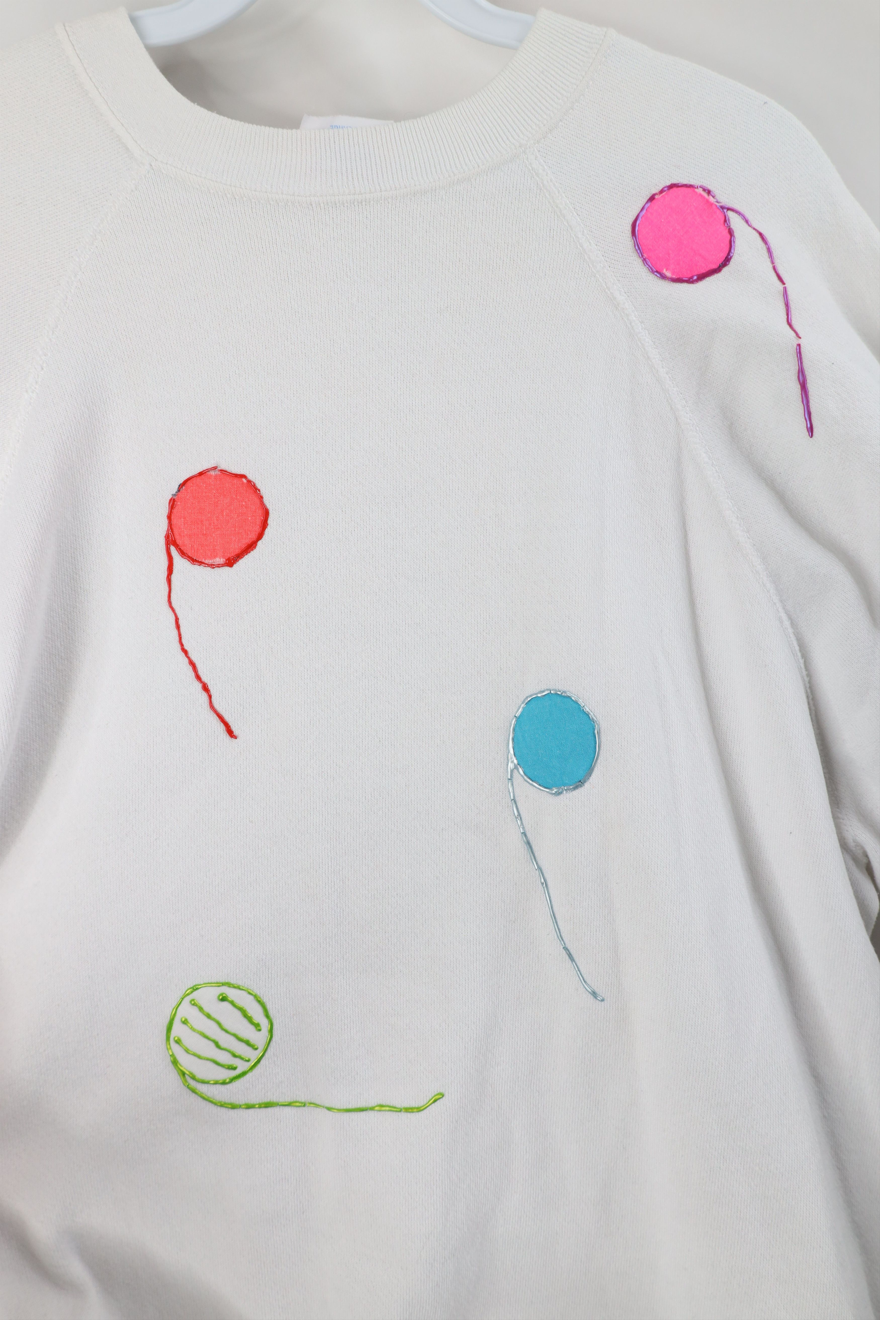 Disney × Vintage Vintage 90s Disney Puff Paint Minnie Mouse Sweatshirt USA Size XL / US 12-14 / IT 48-50 - 11 Thumbnail