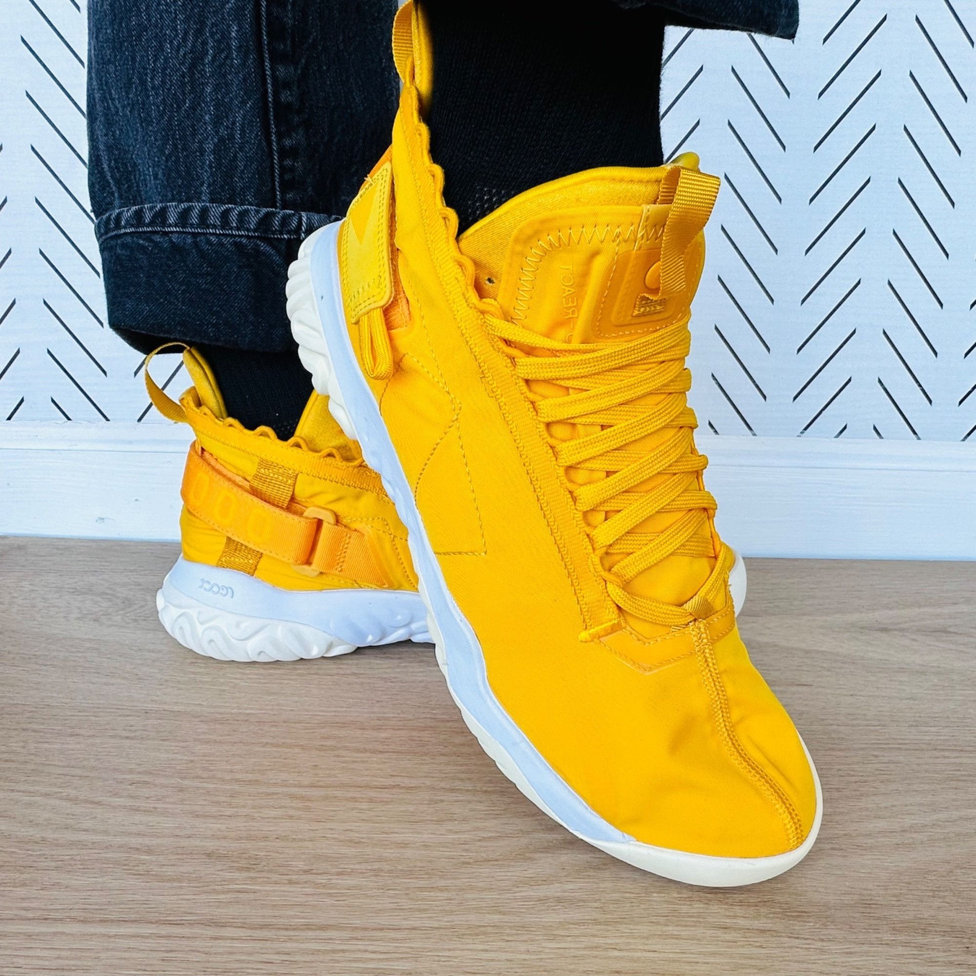 Jordan Brand ⭐Jordan Proto-React Yellow 10.5 Men Shoes Space Aesthetic Li Size US 10.5 / EU 43-44 - 10 Thumbnail