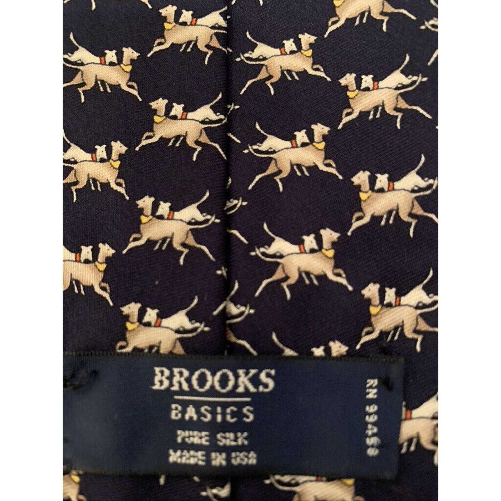 Brooks Brooks Basic Silk Tie Dogs pattern Made in the USA Size ONE SIZE - 3 Thumbnail