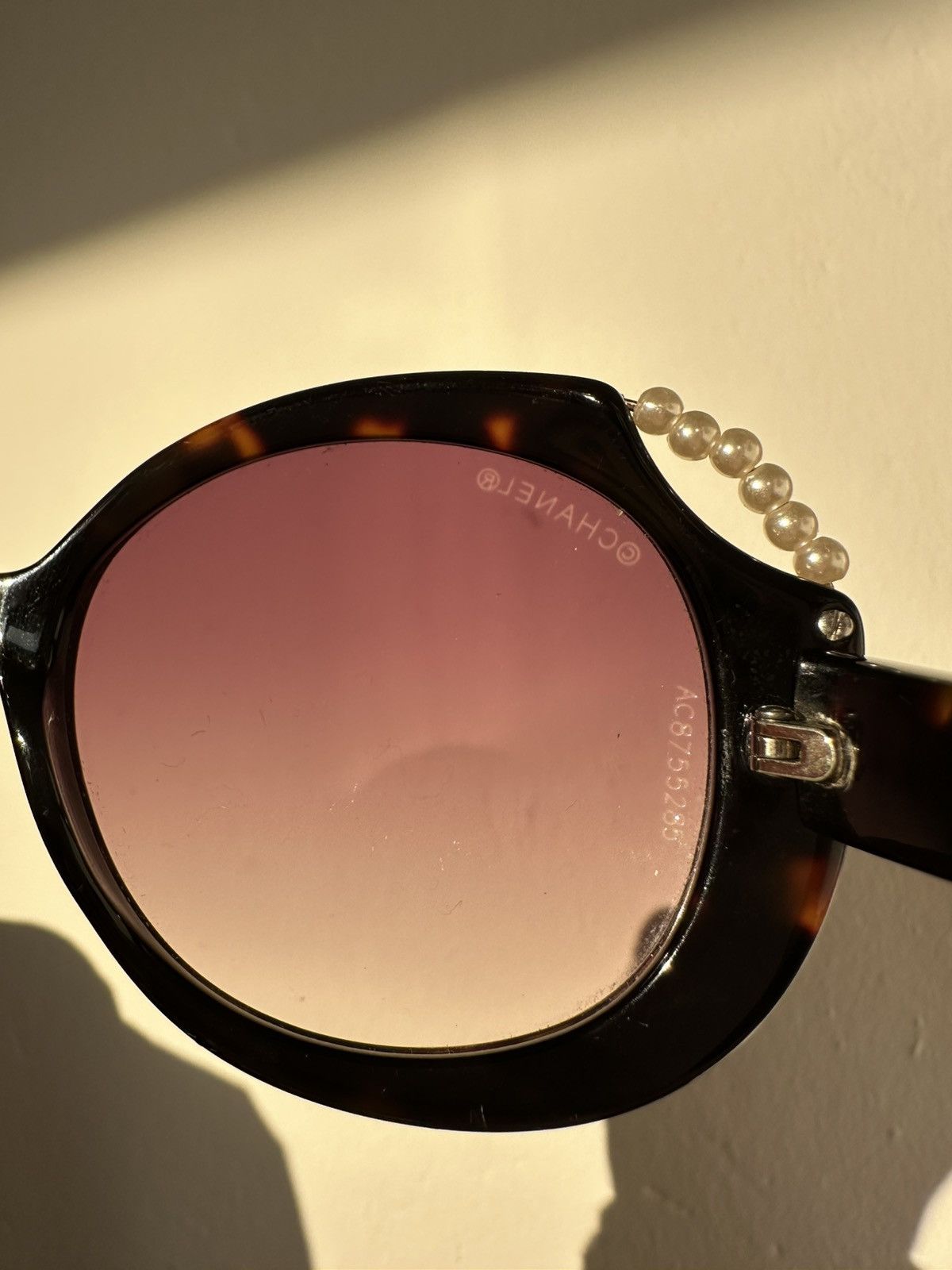Chanel Chanel perle collection luxury sunglasess Size ONE SIZE - 8 Thumbnail