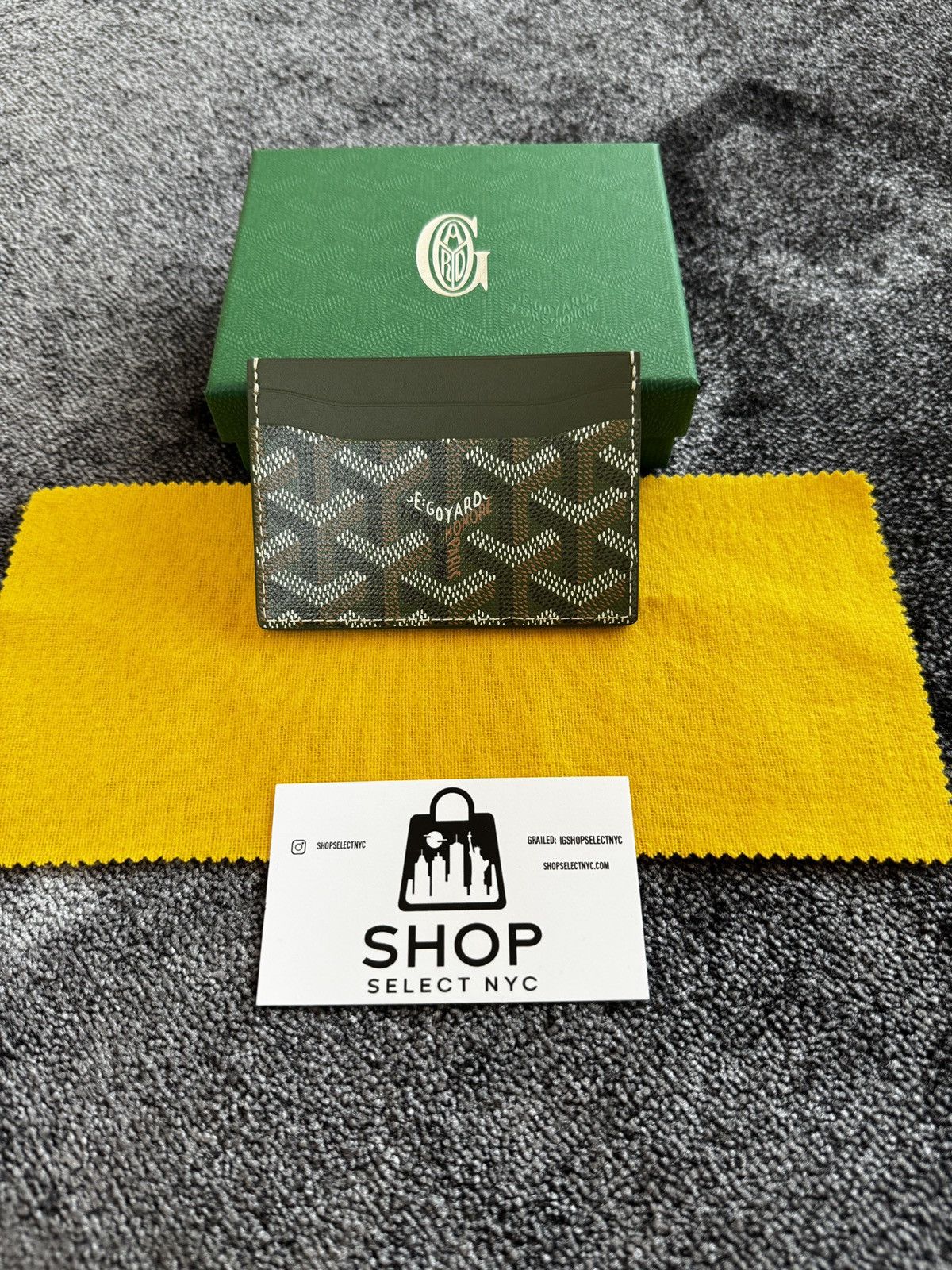 Goyard BRAND NEW GOYARD GYD-233 EXCLUSIVE OLIVE CARD HOLDER Size ONE SIZE - 2 Thumbnail