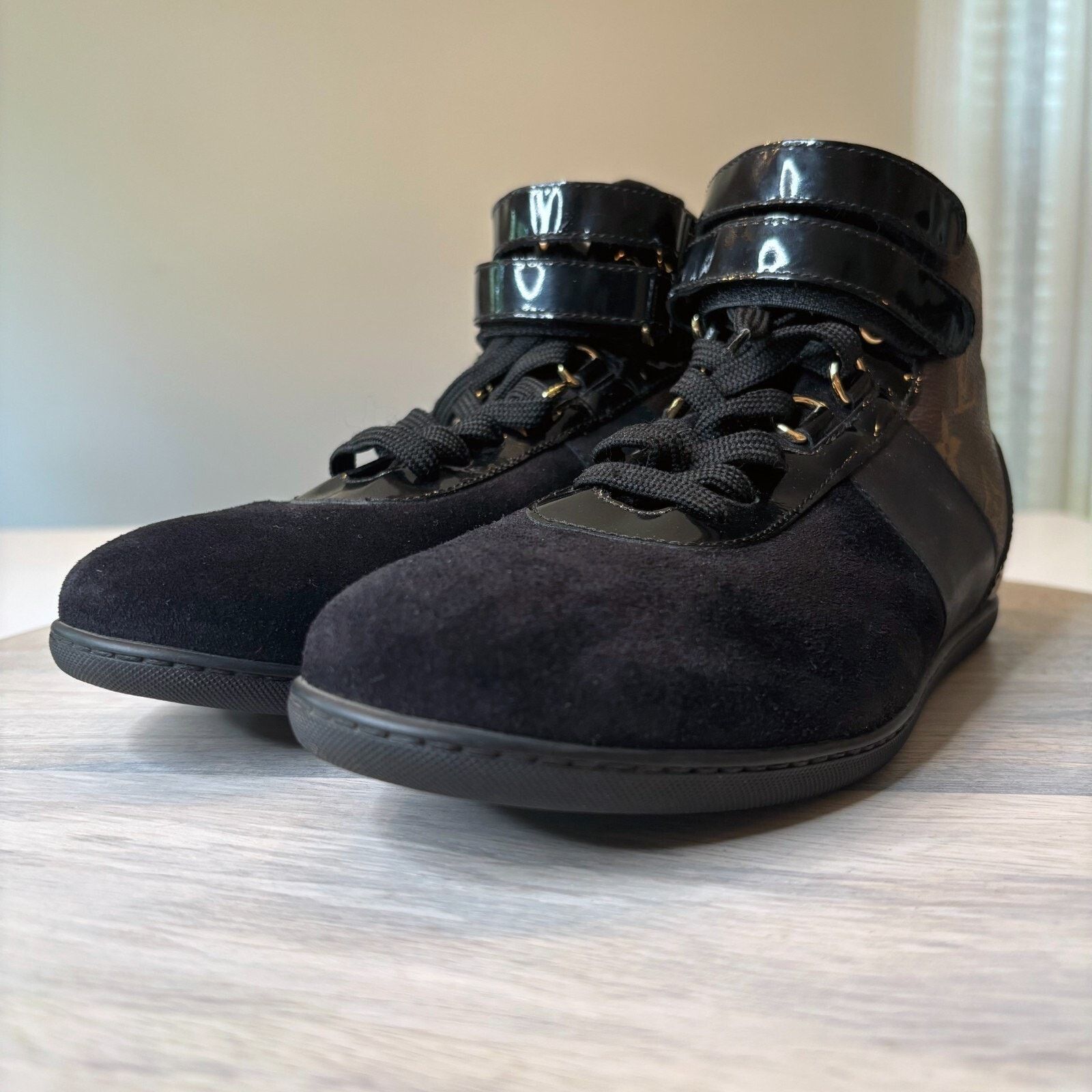 Louis Vuitton Louis Vuitton Black Monogram High Top Sneakers Size 7.5 Size US 7.5 / IT 37.5 - 7 Thumbnail