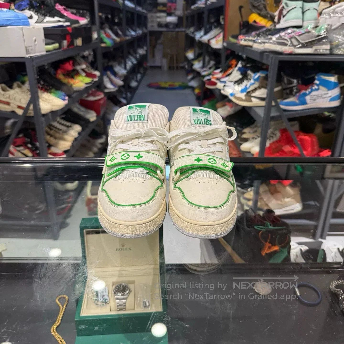 Louis Vuitton Louis Vuitton LV Trainer Velcro White Green. Size US 10.5 / EU 43-44 - 2 Thumbnail