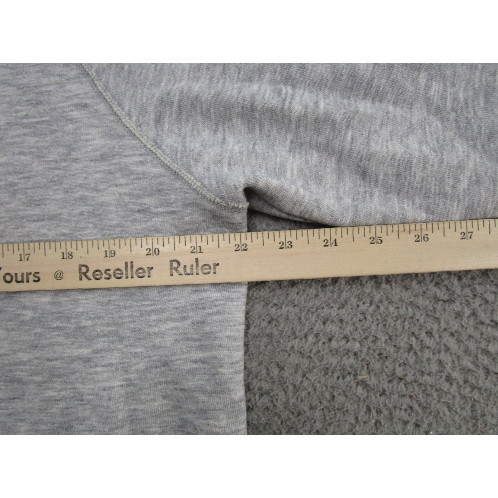 Vintage Vintage Wisconsin Cranberries Raglan Sweatshirt Crewneck 1988 Read Mens M Gray All Seasons Hooded 80s Sports Sweatshirt Size US M / EU 48-50 / 2 - 7 Thumbnail