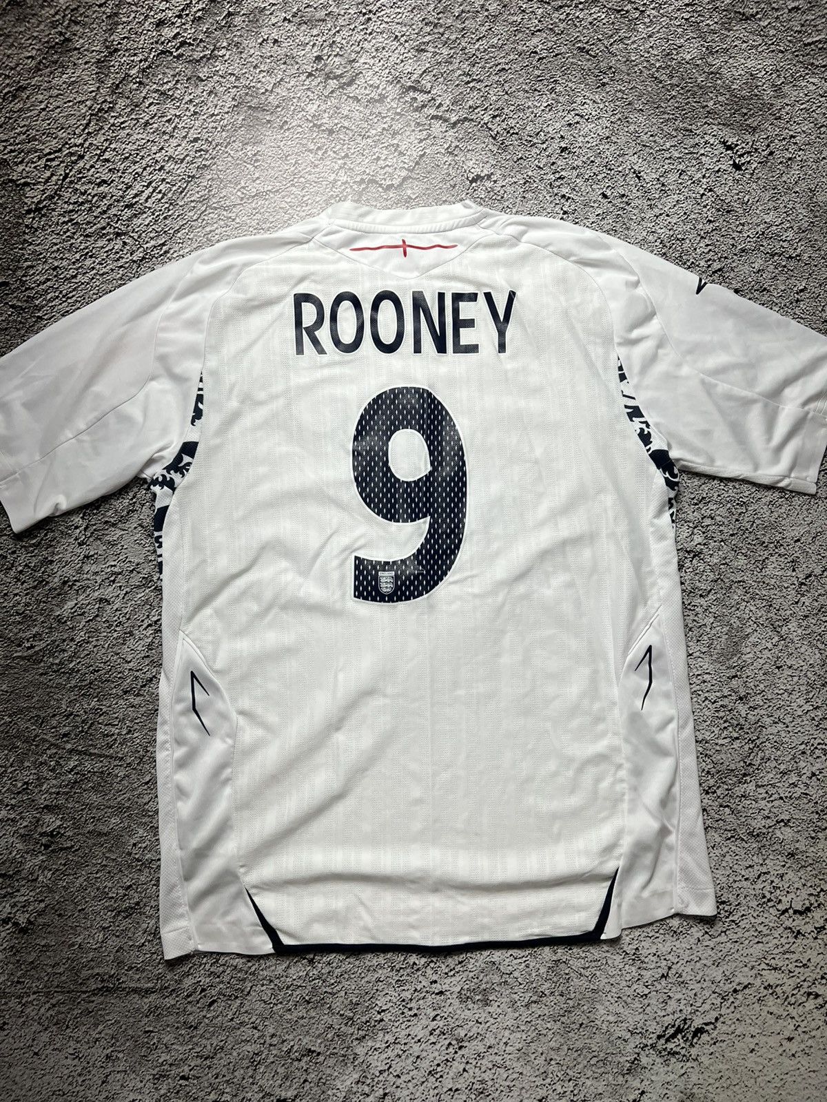 Umbro 2007-2009 England football Wayne Rooney umbro jersey Size US L / EU 52-54 / 3 - 1 Thumbnail