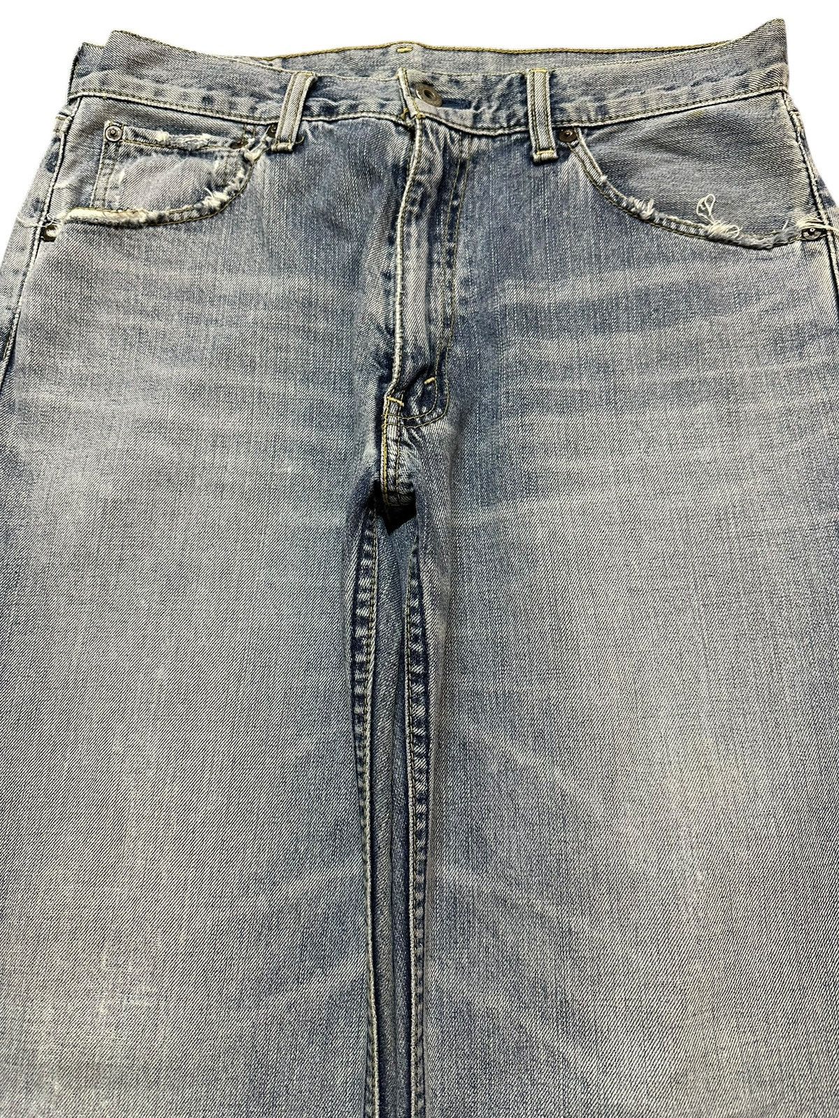 Levi's Vintage 90s Levis 503 Blue Faded Wash Distress Baggy Jeans Size US 32 / EU 48 - 3 Thumbnail