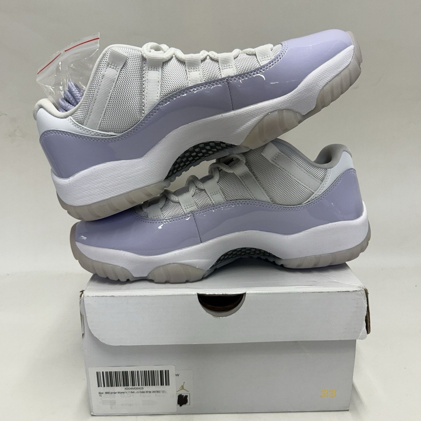 Nike Nike Air Jordan 11 Retro Low WMNS "Pure Violet" AH7860-101 Size US 10 / IT 40 - 3 Thumbnail