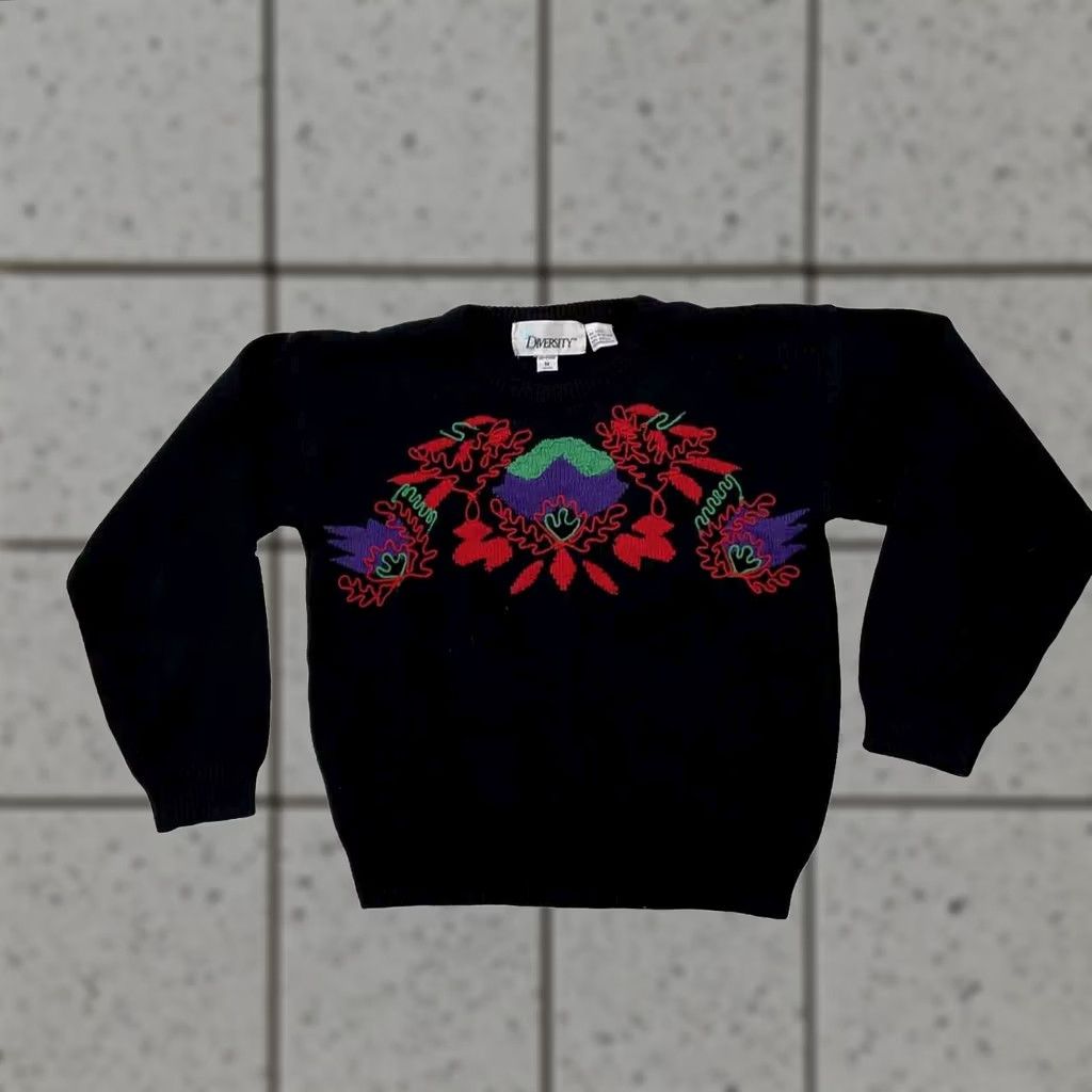 Vintage DIVERSITY Floral Vintage Sweater Women M Black Red Purple Knit Raglan M Size M / US 6-8 / IT 42-44 - 1 Thumbnail